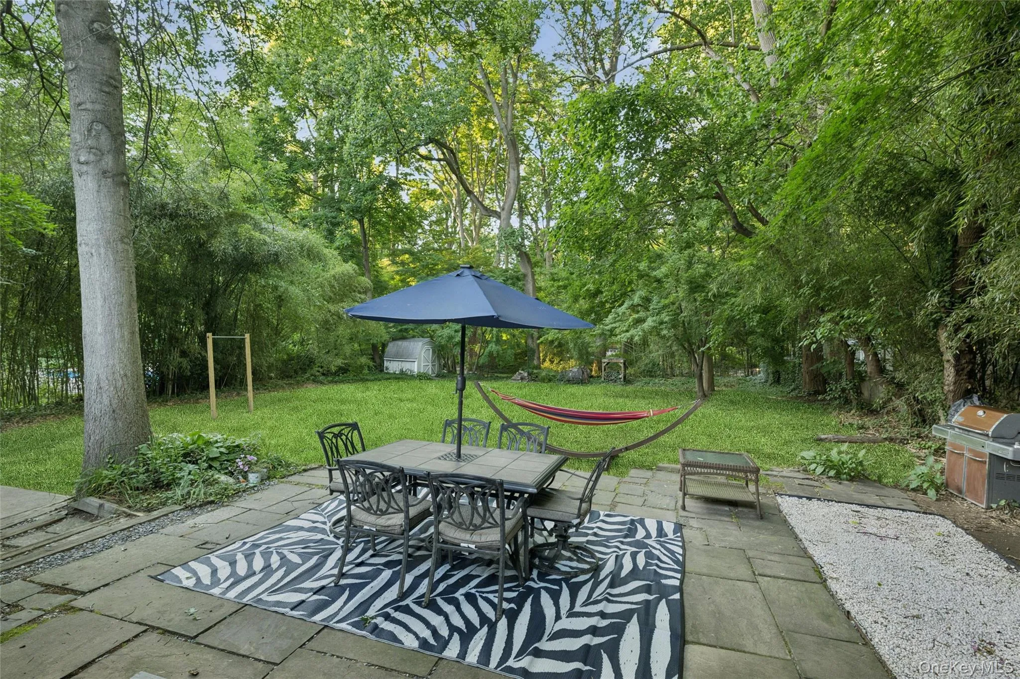 Patio-great for entertaining Patio-great for entertaining