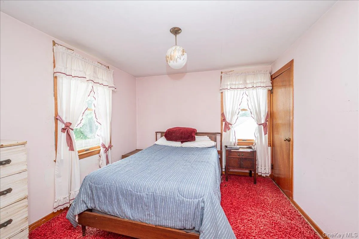 68 Rollstone Avenue, Islip, NY, 4 Bedrooms Bedrooms, 9 Rooms Rooms,1 BathroomBathrooms,Residential,For Rent,Rollstone,0,1018456 68 Rollstone Avenue, Islip, NY, 4 Bedrooms Bedrooms, 9 Rooms Rooms,1 BathroomBathrooms,Residential,For Rent,Rollstone,0,1018456