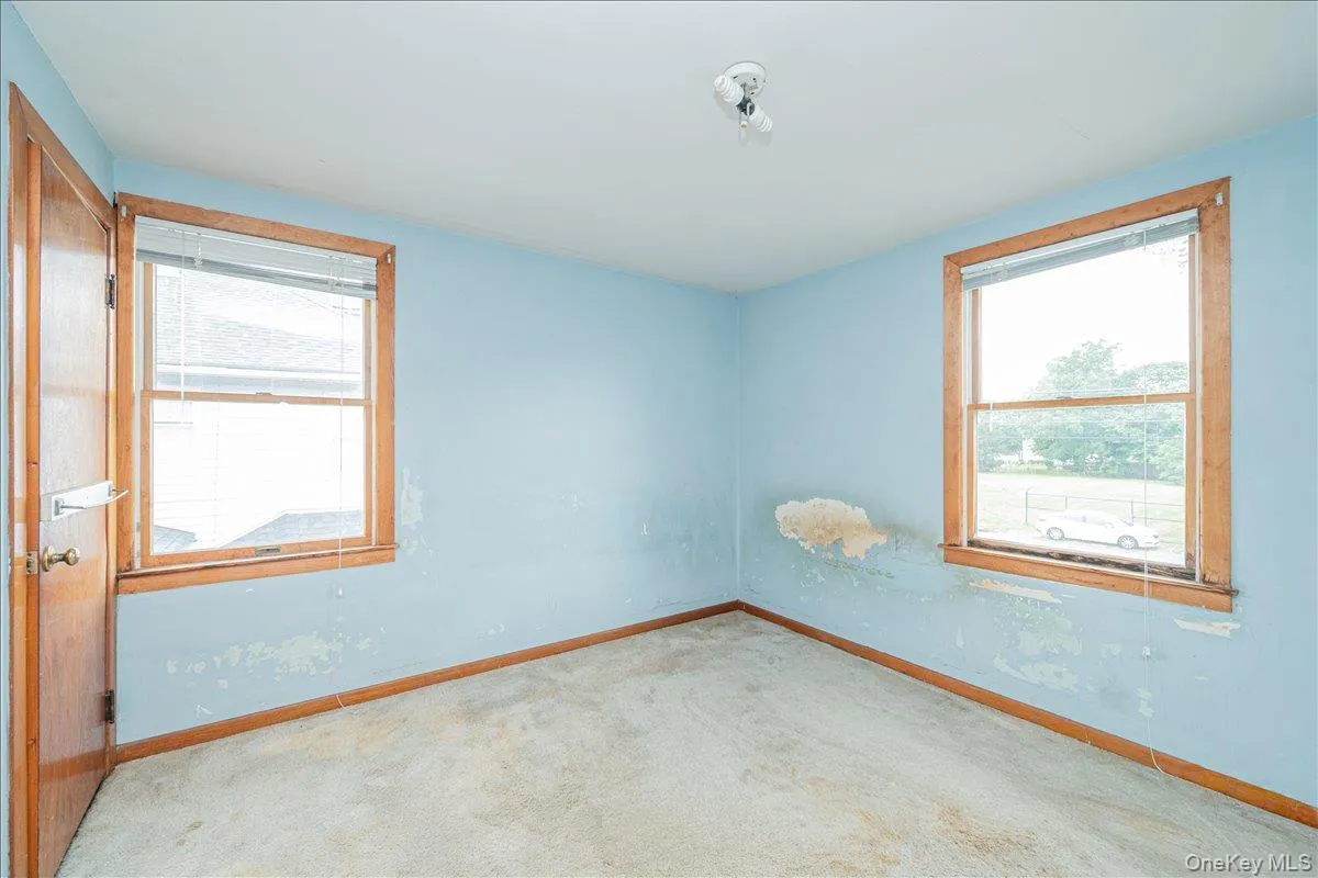 68 Rollstone Avenue, Islip, NY, 4 Bedrooms Bedrooms, 9 Rooms Rooms,1 BathroomBathrooms,Residential,For Rent,Rollstone,0,1018456 68 Rollstone Avenue, Islip, NY, 4 Bedrooms Bedrooms, 9 Rooms Rooms,1 BathroomBathrooms,Residential,For Rent,Rollstone,0,1018456