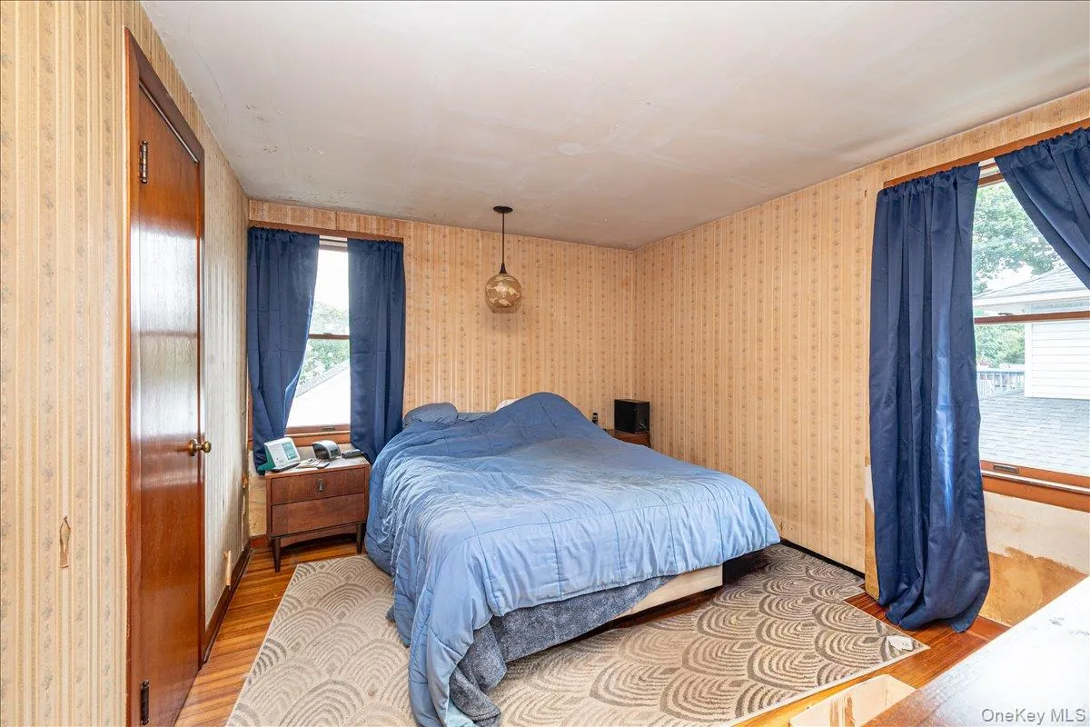68 Rollstone Avenue, Islip, NY, 4 Bedrooms Bedrooms, 9 Rooms Rooms,1 BathroomBathrooms,Residential,For Rent,Rollstone,0,1018456 68 Rollstone Avenue, Islip, NY, 4 Bedrooms Bedrooms, 9 Rooms Rooms,1 BathroomBathrooms,Residential,For Rent,Rollstone,0,1018456