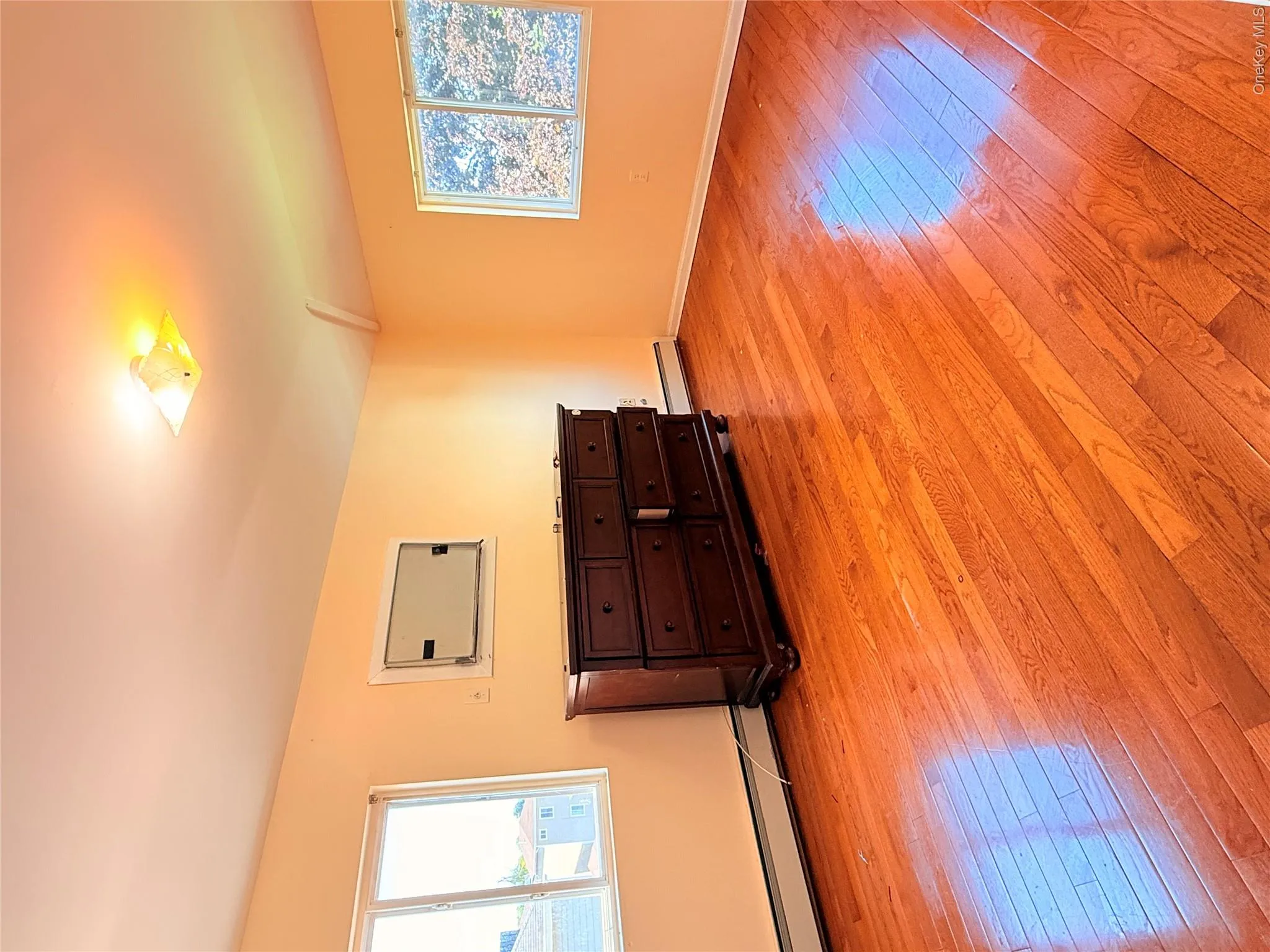 105-24 170th Street, New York, NY, 3 Bedrooms Bedrooms, 7 Rooms Rooms,2 BathroomsBathrooms,Residential Lease,For Rent,170th,0,1018464 105-24 170th Street, New York, NY, 3 Bedrooms Bedrooms, 7 Rooms Rooms,2 BathroomsBathrooms,Residential Lease,For Rent,170th,0,1018464