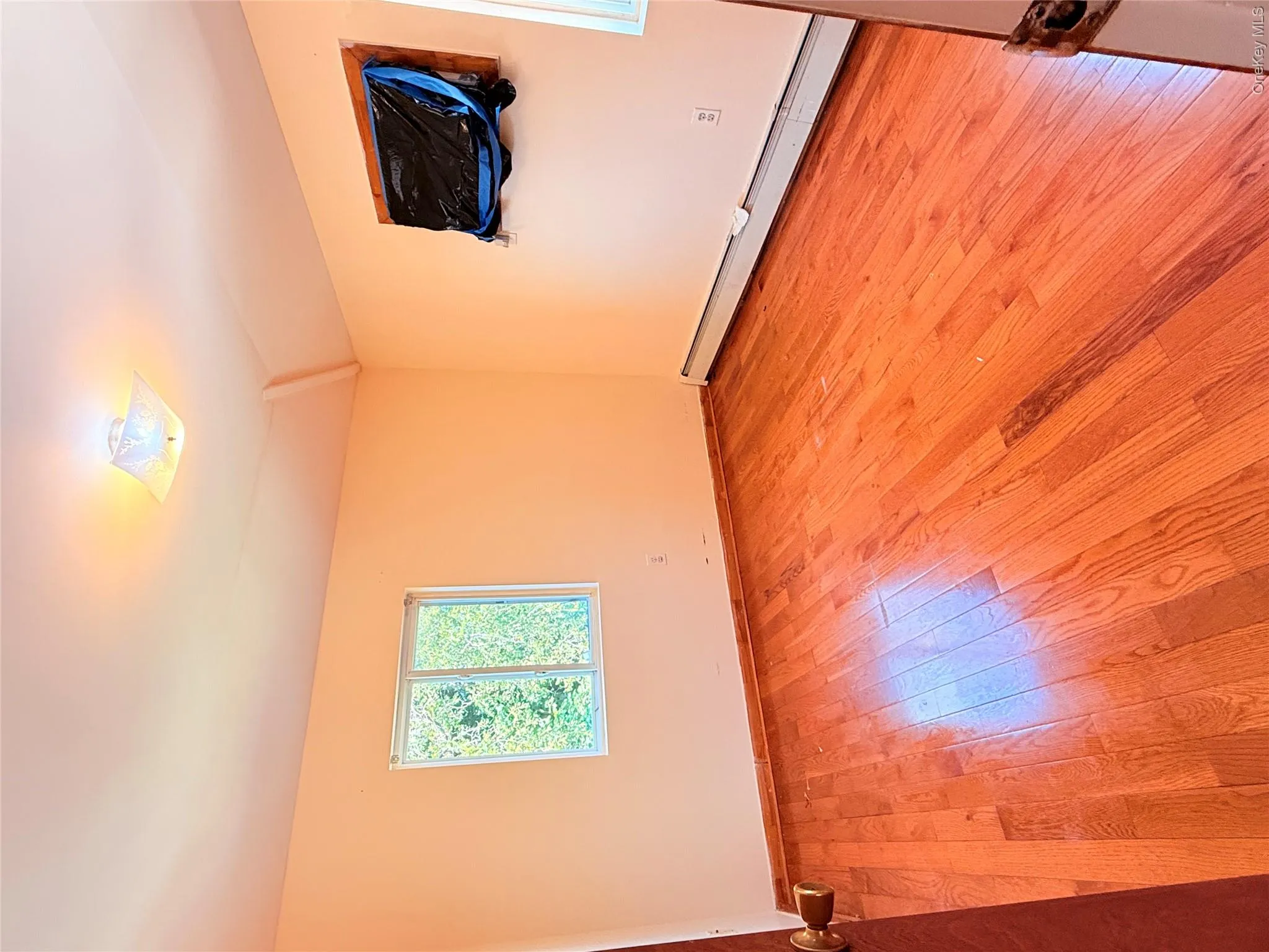 105-24 170th Street, New York, NY, 3 Bedrooms Bedrooms, 7 Rooms Rooms,2 BathroomsBathrooms,Residential Lease,For Rent,170th,0,1018464 105-24 170th Street, New York, NY, 3 Bedrooms Bedrooms, 7 Rooms Rooms,2 BathroomsBathrooms,Residential Lease,For Rent,170th,0,1018464