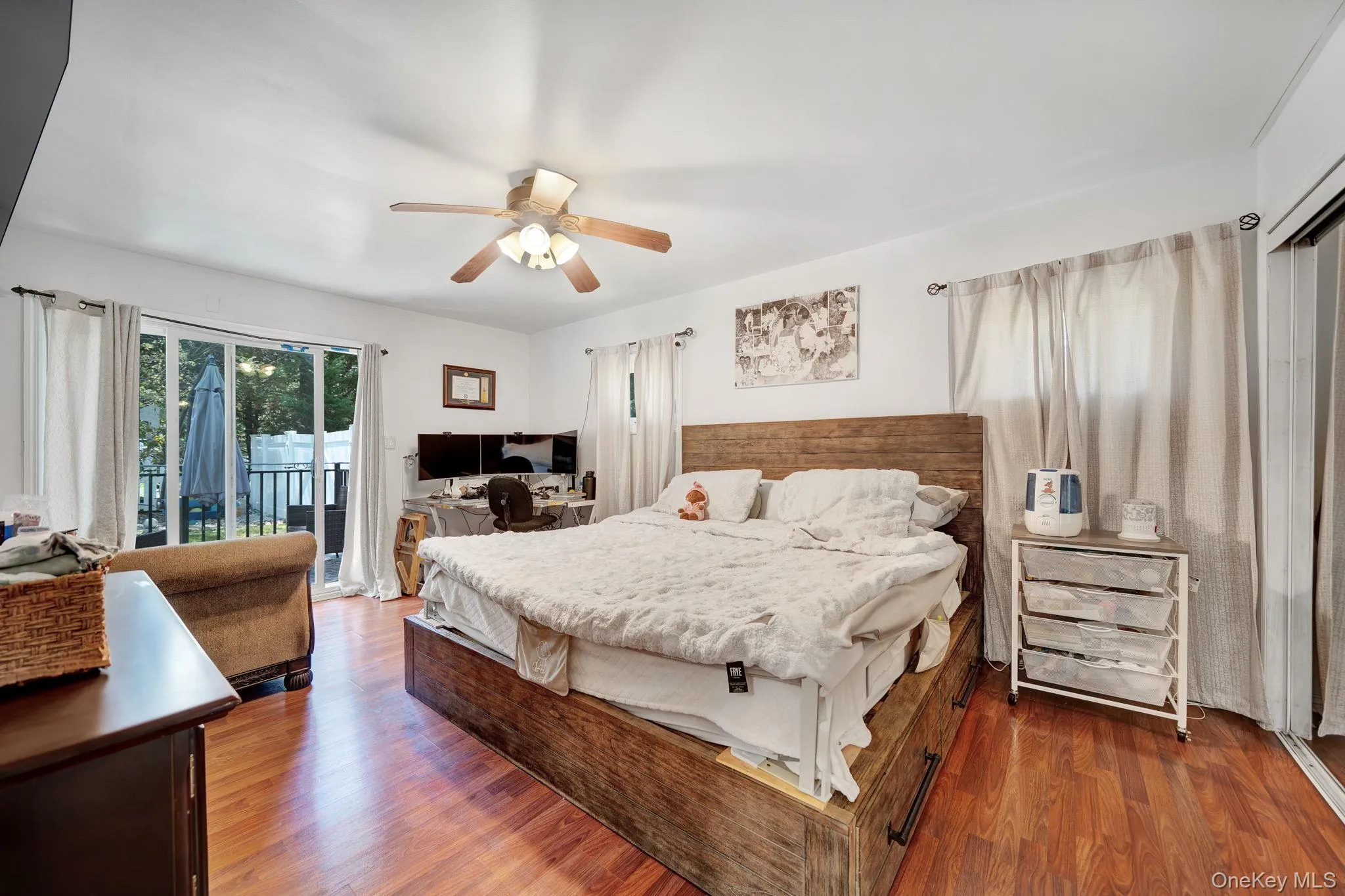 1089 Westminster Avenue, Huntington, NY, 3 Bedrooms Bedrooms, 6 Rooms Rooms,2 BathroomsBathrooms,Residential,For Rent,Westminster,0,KEY1018467 1089 Westminster Avenue, Huntington, NY, 3 Bedrooms Bedrooms, 6 Rooms Rooms,2 BathroomsBathrooms,Residential,For Rent,Westminster,0,KEY1018467