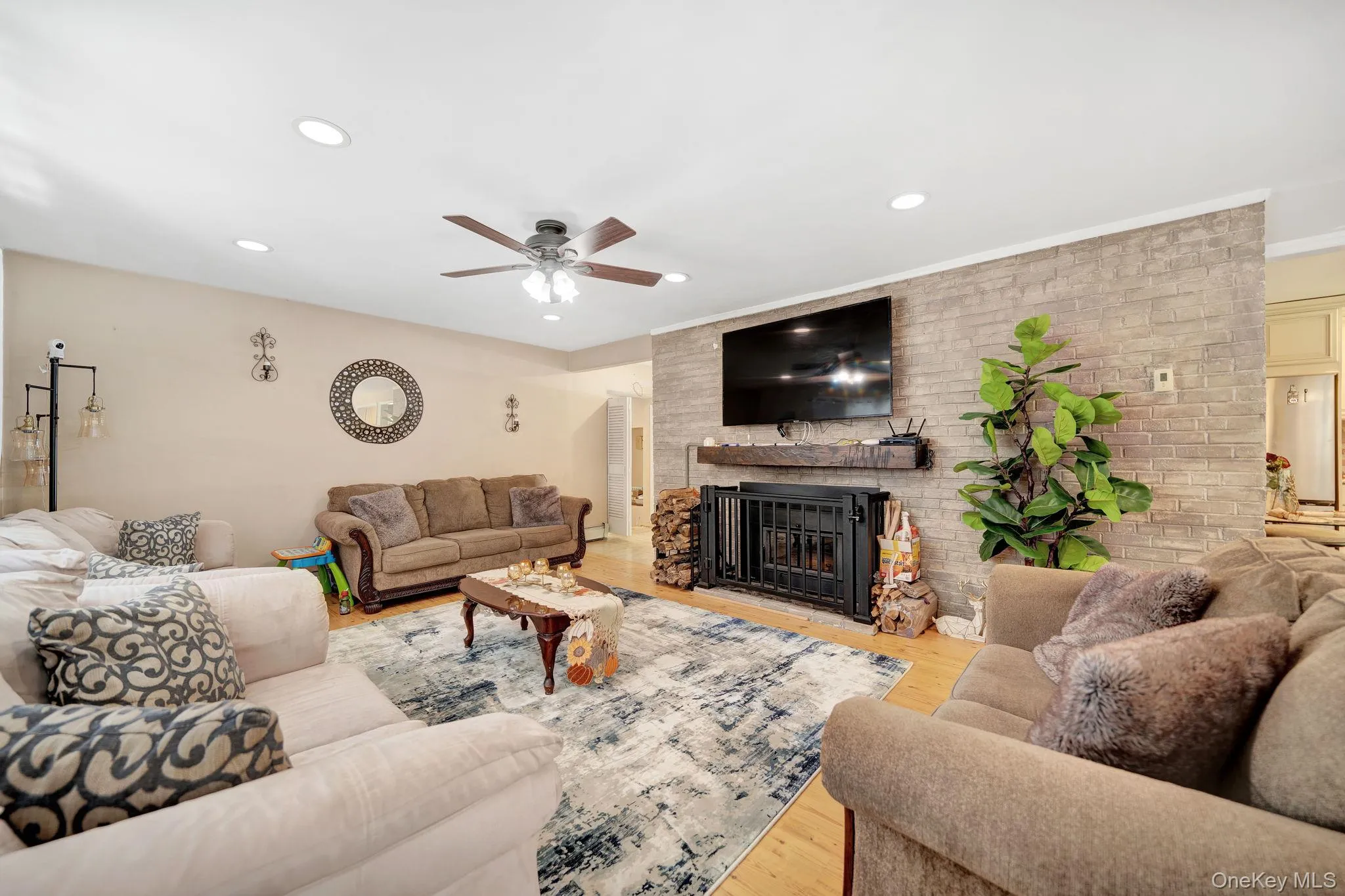 1089 Westminster Avenue, Huntington, NY, 3 Bedrooms Bedrooms, 6 Rooms Rooms,2 BathroomsBathrooms,Residential,For Rent,Westminster,0,KEY1018467 1089 Westminster Avenue, Huntington, NY, 3 Bedrooms Bedrooms, 6 Rooms Rooms,2 BathroomsBathrooms,Residential,For Rent,Westminster,0,KEY1018467