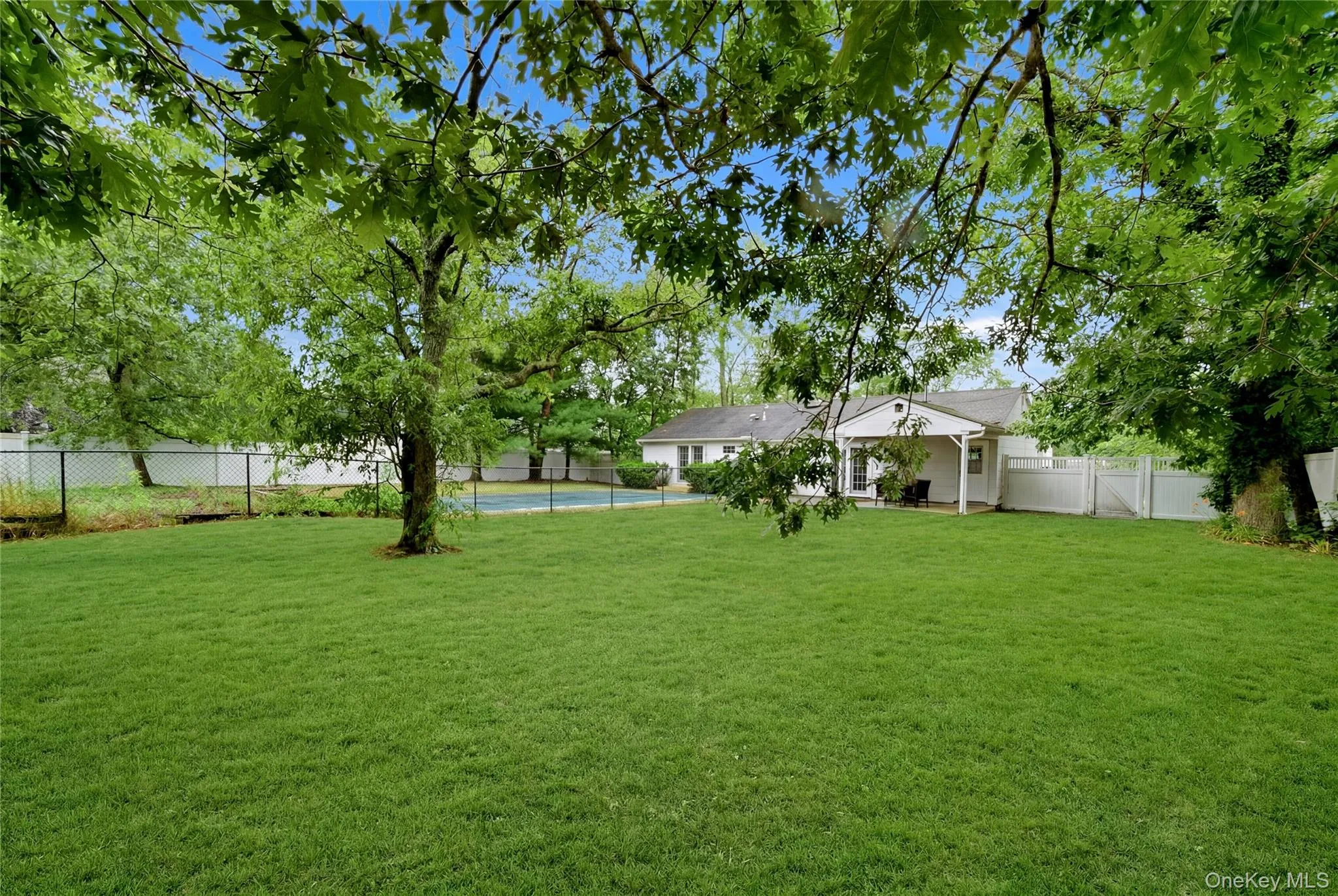 15 Groton Lane, Brookhaven, NY, 3 Bedrooms Bedrooms, 6 Rooms Rooms,1 BathroomBathrooms,Residential,For Rent,Groton,0,KEY1018470 15 Groton Lane, Brookhaven, NY, 3 Bedrooms Bedrooms, 6 Rooms Rooms,1 BathroomBathrooms,Residential,For Rent,Groton,0,KEY1018470