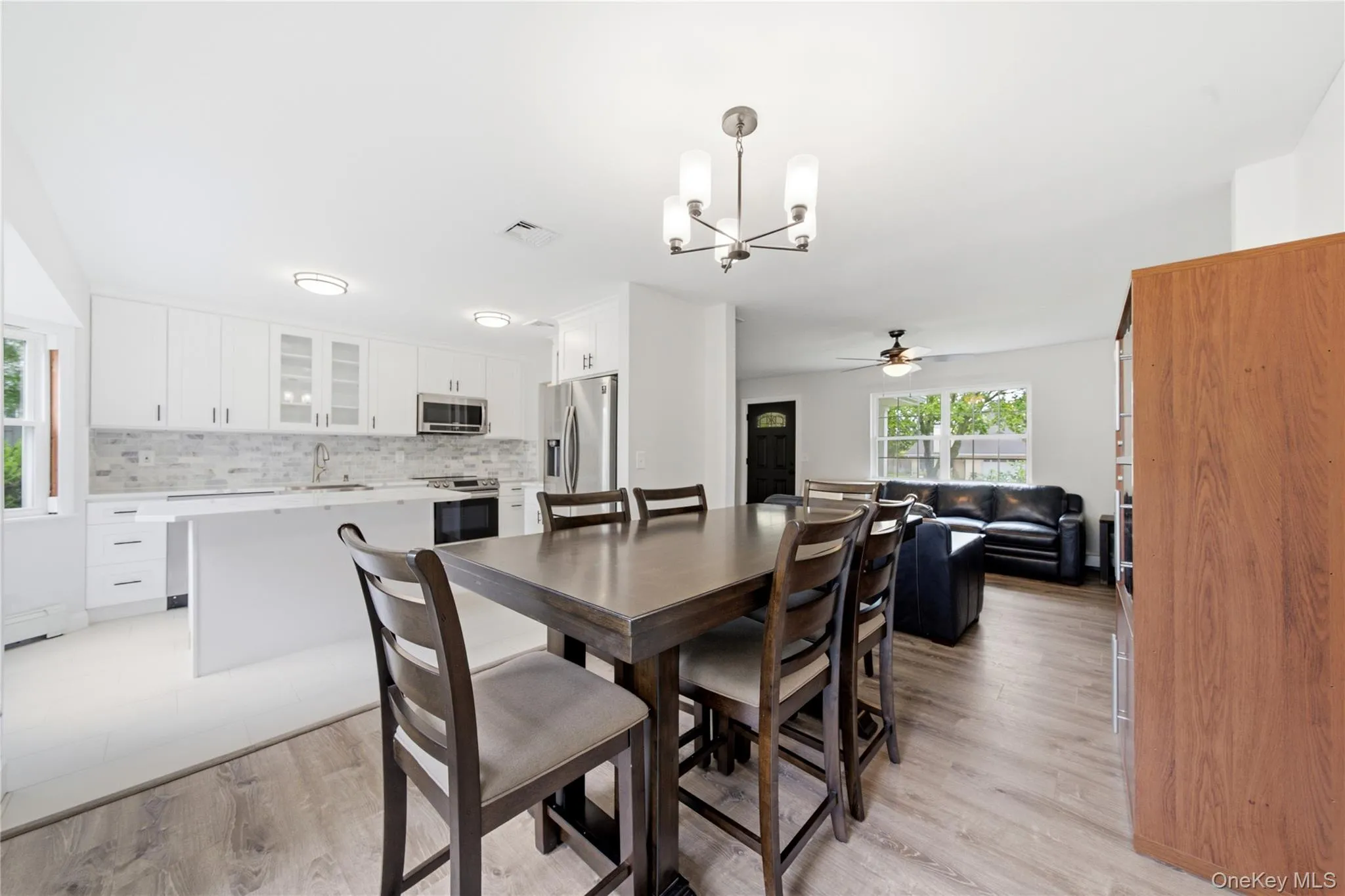 15 Groton Lane, Brookhaven, NY, 3 Bedrooms Bedrooms, 6 Rooms Rooms,1 BathroomBathrooms,Residential,For Rent,Groton,0,KEY1018470 15 Groton Lane, Brookhaven, NY, 3 Bedrooms Bedrooms, 6 Rooms Rooms,1 BathroomBathrooms,Residential,For Rent,Groton,0,KEY1018470
