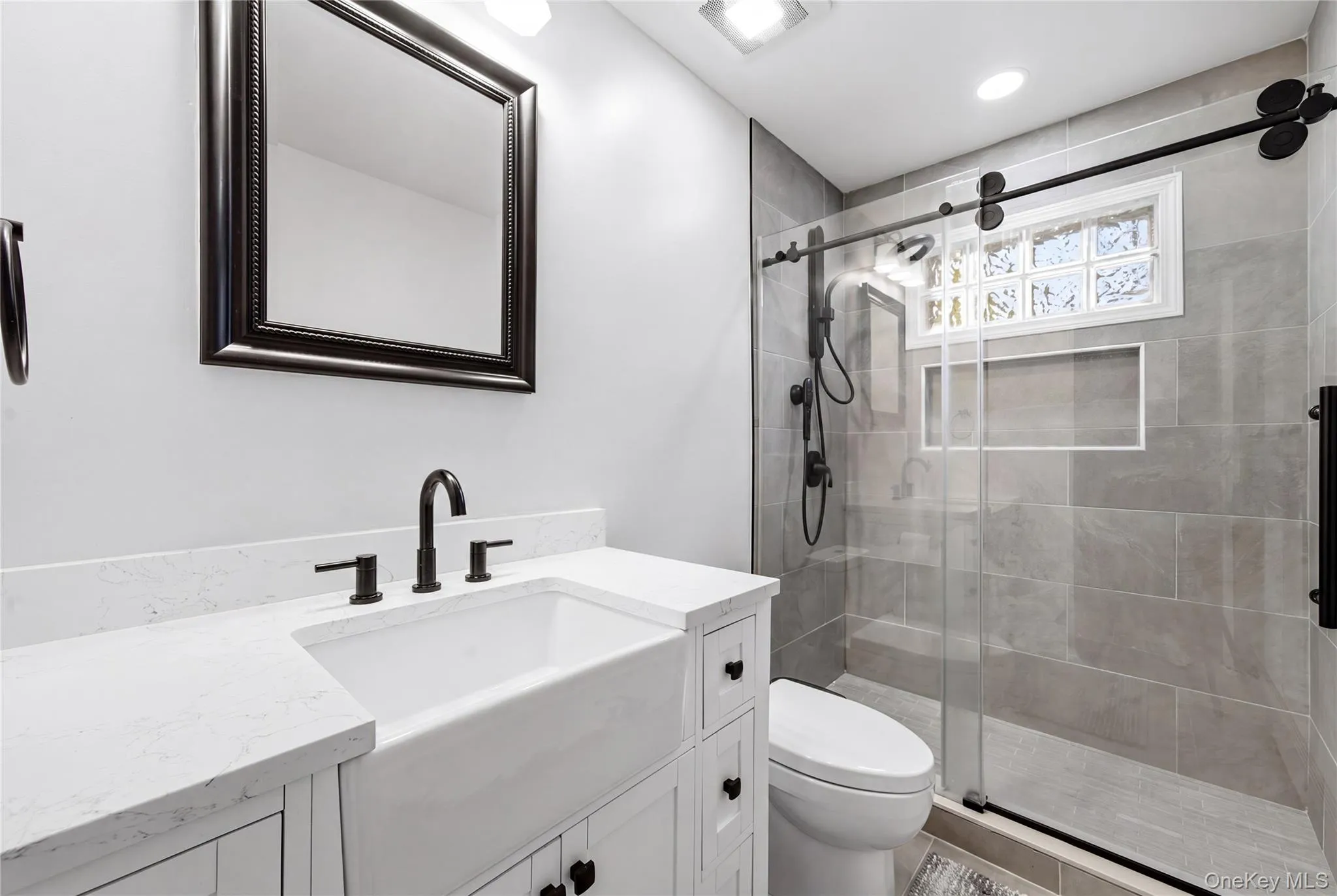 15 Groton Lane, Brookhaven, NY, 3 Bedrooms Bedrooms, 6 Rooms Rooms,1 BathroomBathrooms,Residential,For Rent,Groton,0,KEY1018470 15 Groton Lane, Brookhaven, NY, 3 Bedrooms Bedrooms, 6 Rooms Rooms,1 BathroomBathrooms,Residential,For Rent,Groton,0,KEY1018470
