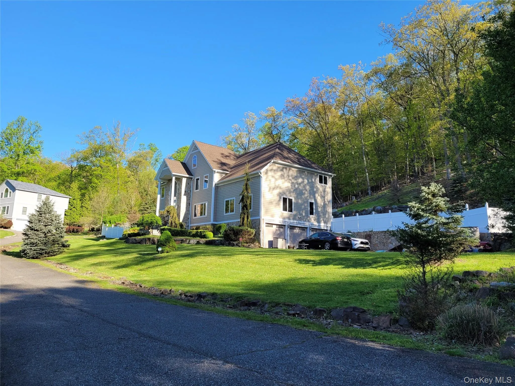 60 Central Highway, Clarkstown, NY, 5 Bedrooms Bedrooms, 15 Rooms Rooms,3 BathroomsBathrooms,Residential,For Rent,Central,0,1018472 60 Central Highway, Clarkstown, NY, 5 Bedrooms Bedrooms, 15 Rooms Rooms,3 BathroomsBathrooms,Residential,For Rent,Central,0,1018472
