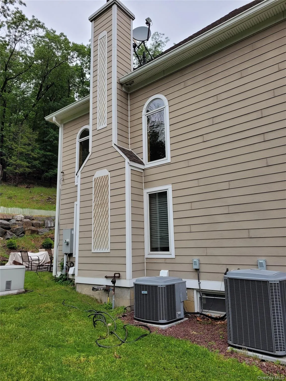 60 Central Highway, Clarkstown, NY, 5 Bedrooms Bedrooms, 15 Rooms Rooms,3 BathroomsBathrooms,Residential,For Rent,Central,0,1018472 60 Central Highway, Clarkstown, NY, 5 Bedrooms Bedrooms, 15 Rooms Rooms,3 BathroomsBathrooms,Residential,For Rent,Central,0,1018472