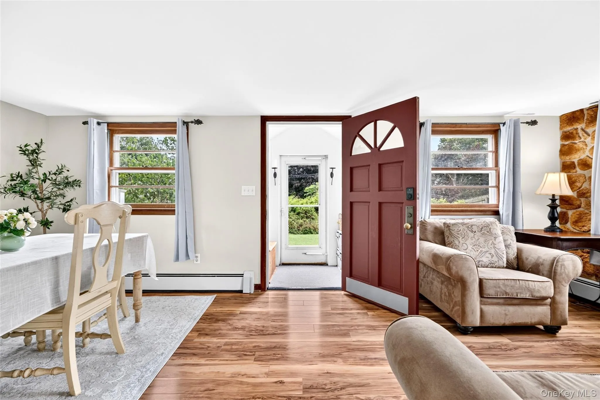 404 Tompkins Avenue, Clarkstown, NY, 3 Bedrooms Bedrooms, 8 Rooms Rooms,2 BathroomsBathrooms,Residential,For Rent,Tompkins,0,1018477 404 Tompkins Avenue, Clarkstown, NY, 3 Bedrooms Bedrooms, 8 Rooms Rooms,2 BathroomsBathrooms,Residential,For Rent,Tompkins,0,1018477