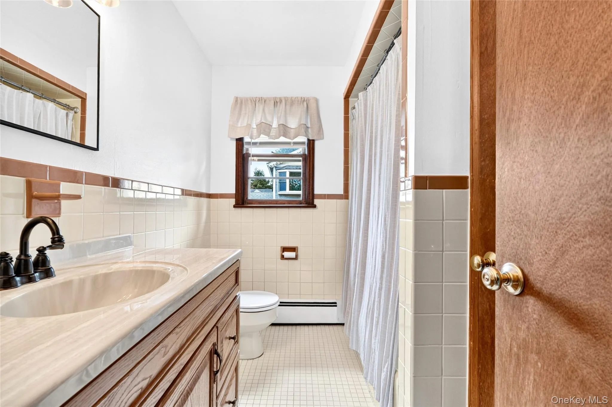 404 Tompkins Avenue, Clarkstown, NY, 3 Bedrooms Bedrooms, 8 Rooms Rooms,2 BathroomsBathrooms,Residential,For Rent,Tompkins,0,1018477 404 Tompkins Avenue, Clarkstown, NY, 3 Bedrooms Bedrooms, 8 Rooms Rooms,2 BathroomsBathrooms,Residential,For Rent,Tompkins,0,1018477