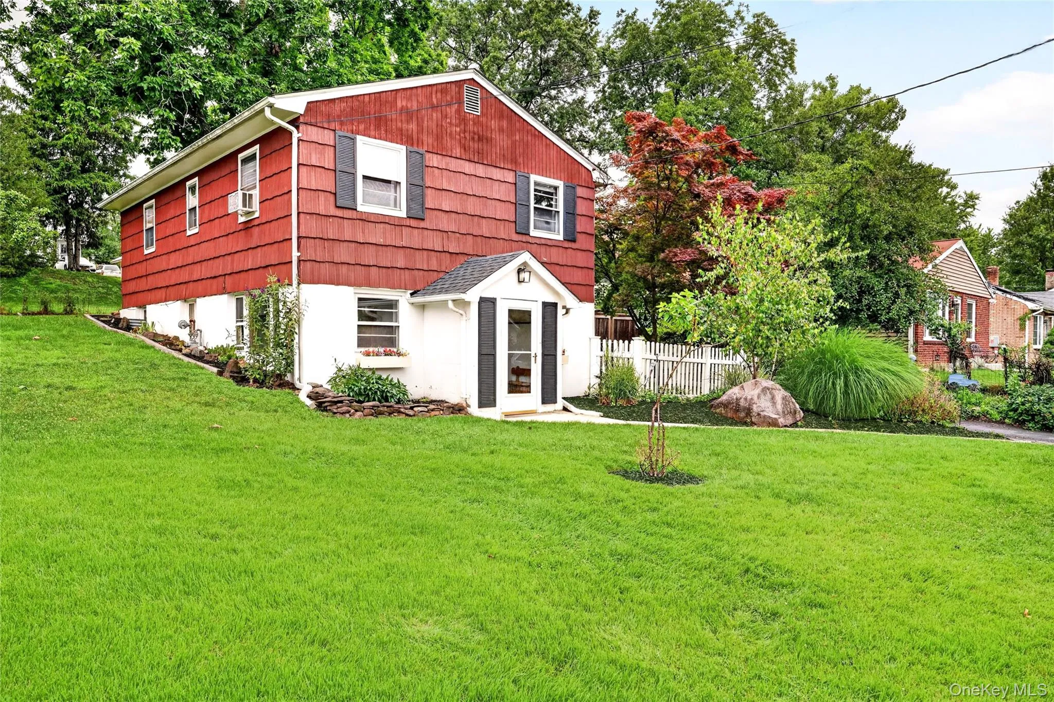 404 Tompkins Avenue, Clarkstown, NY, 3 Bedrooms Bedrooms, 8 Rooms Rooms,2 BathroomsBathrooms,Residential,For Rent,Tompkins,0,1018477 404 Tompkins Avenue, Clarkstown, NY, 3 Bedrooms Bedrooms, 8 Rooms Rooms,2 BathroomsBathrooms,Residential,For Rent,Tompkins,0,1018477