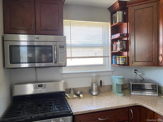 260-11 73rd Avenue, New York, NY, 2 Bedrooms Bedrooms, 4 Rooms Rooms,1 BathroomBathrooms,Residential,For Rent,73rd,0,1018481 260-11 73rd Avenue, New York, NY, 2 Bedrooms Bedrooms, 4 Rooms Rooms,1 BathroomBathrooms,Residential,For Rent,73rd,0,1018481