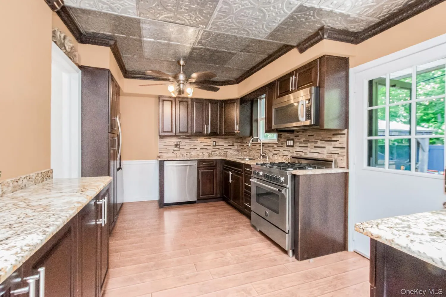 4 Knox Pl., New York, NY, 3 Bedrooms Bedrooms, 11 Rooms Rooms,3 BathroomsBathrooms,Residential,For Rent,Knox Pl.,0,1018487 4 Knox Pl., New York, NY, 3 Bedrooms Bedrooms, 11 Rooms Rooms,3 BathroomsBathrooms,Residential,For Rent,Knox Pl.,0,1018487