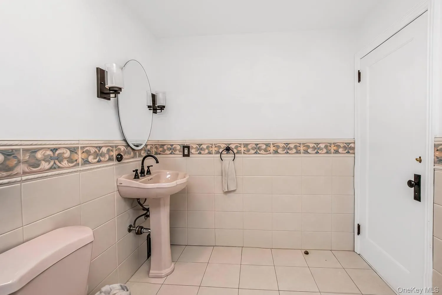 4 Knox Pl., New York, NY, 3 Bedrooms Bedrooms, 11 Rooms Rooms,3 BathroomsBathrooms,Residential,For Rent,Knox Pl.,0,1018487 4 Knox Pl., New York, NY, 3 Bedrooms Bedrooms, 11 Rooms Rooms,3 BathroomsBathrooms,Residential,For Rent,Knox Pl.,0,1018487