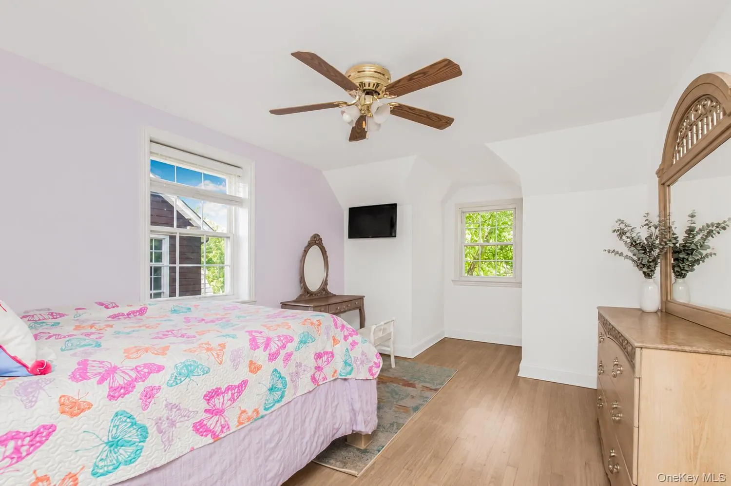 4 Knox Pl., New York, NY, 3 Bedrooms Bedrooms, 11 Rooms Rooms,3 BathroomsBathrooms,Residential,For Rent,Knox Pl.,0,1018487 4 Knox Pl., New York, NY, 3 Bedrooms Bedrooms, 11 Rooms Rooms,3 BathroomsBathrooms,Residential,For Rent,Knox Pl.,0,1018487