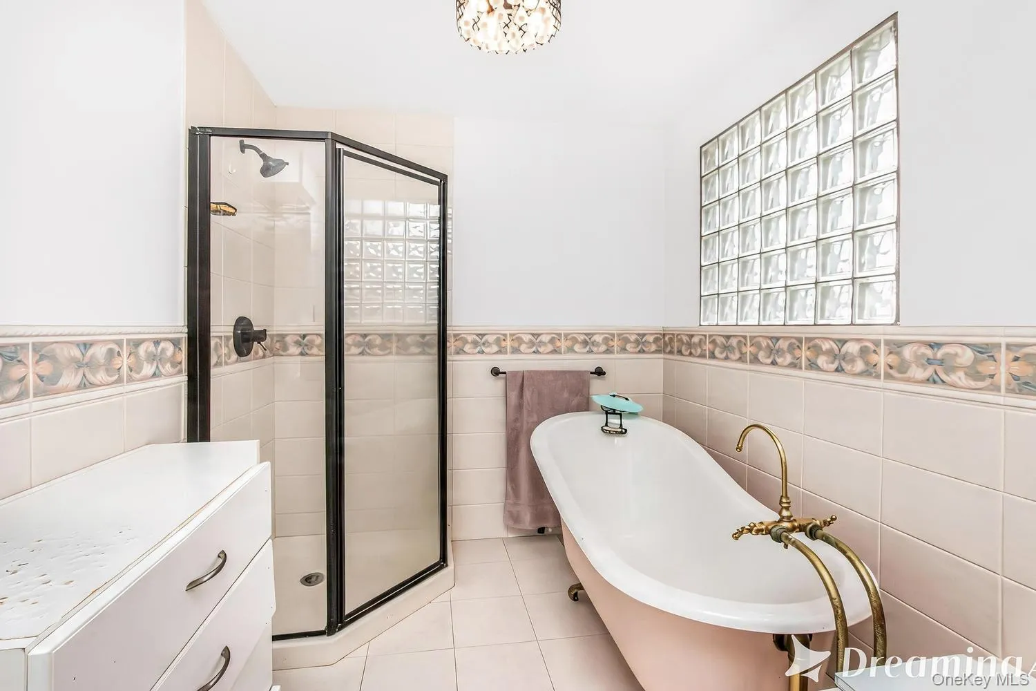 4 Knox Pl., New York, NY, 3 Bedrooms Bedrooms, 11 Rooms Rooms,3 BathroomsBathrooms,Residential,For Rent,Knox Pl.,0,1018487 4 Knox Pl., New York, NY, 3 Bedrooms Bedrooms, 11 Rooms Rooms,3 BathroomsBathrooms,Residential,For Rent,Knox Pl.,0,1018487