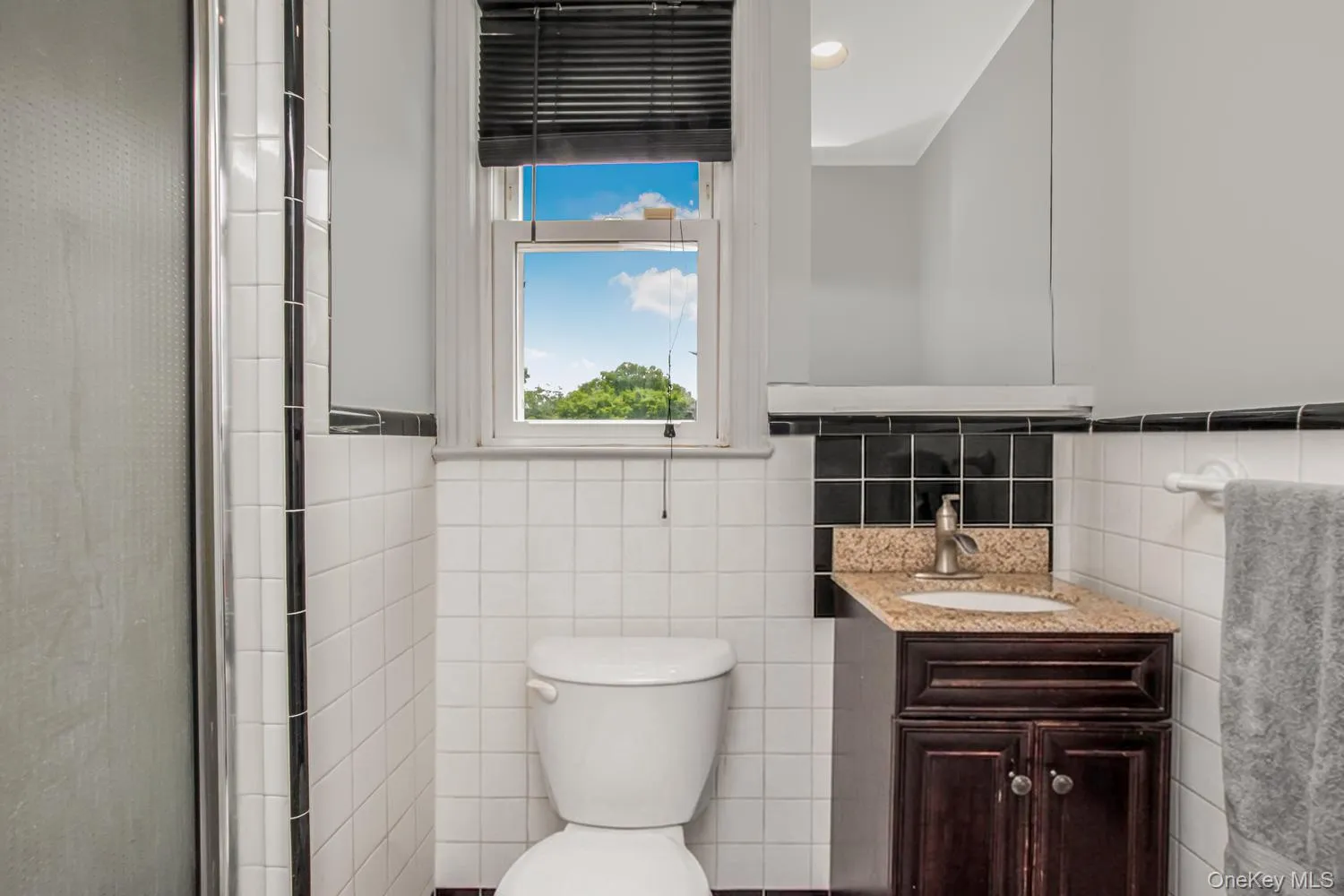 4 Knox Pl., New York, NY, 3 Bedrooms Bedrooms, 11 Rooms Rooms,3 BathroomsBathrooms,Residential,For Rent,Knox Pl.,0,1018487 4 Knox Pl., New York, NY, 3 Bedrooms Bedrooms, 11 Rooms Rooms,3 BathroomsBathrooms,Residential,For Rent,Knox Pl.,0,1018487