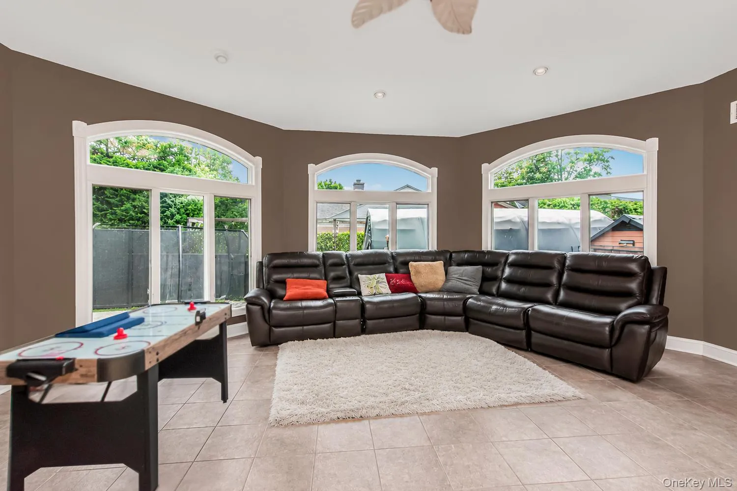 4 Knox Pl., New York, NY, 3 Bedrooms Bedrooms, 11 Rooms Rooms,3 BathroomsBathrooms,Residential,For Rent,Knox Pl.,0,1018487 4 Knox Pl., New York, NY, 3 Bedrooms Bedrooms, 11 Rooms Rooms,3 BathroomsBathrooms,Residential,For Rent,Knox Pl.,0,1018487