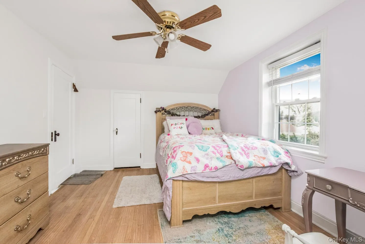 4 Knox Pl., New York, NY, 3 Bedrooms Bedrooms, 11 Rooms Rooms,3 BathroomsBathrooms,Residential,For Rent,Knox Pl.,0,1018487 4 Knox Pl., New York, NY, 3 Bedrooms Bedrooms, 11 Rooms Rooms,3 BathroomsBathrooms,Residential,For Rent,Knox Pl.,0,1018487