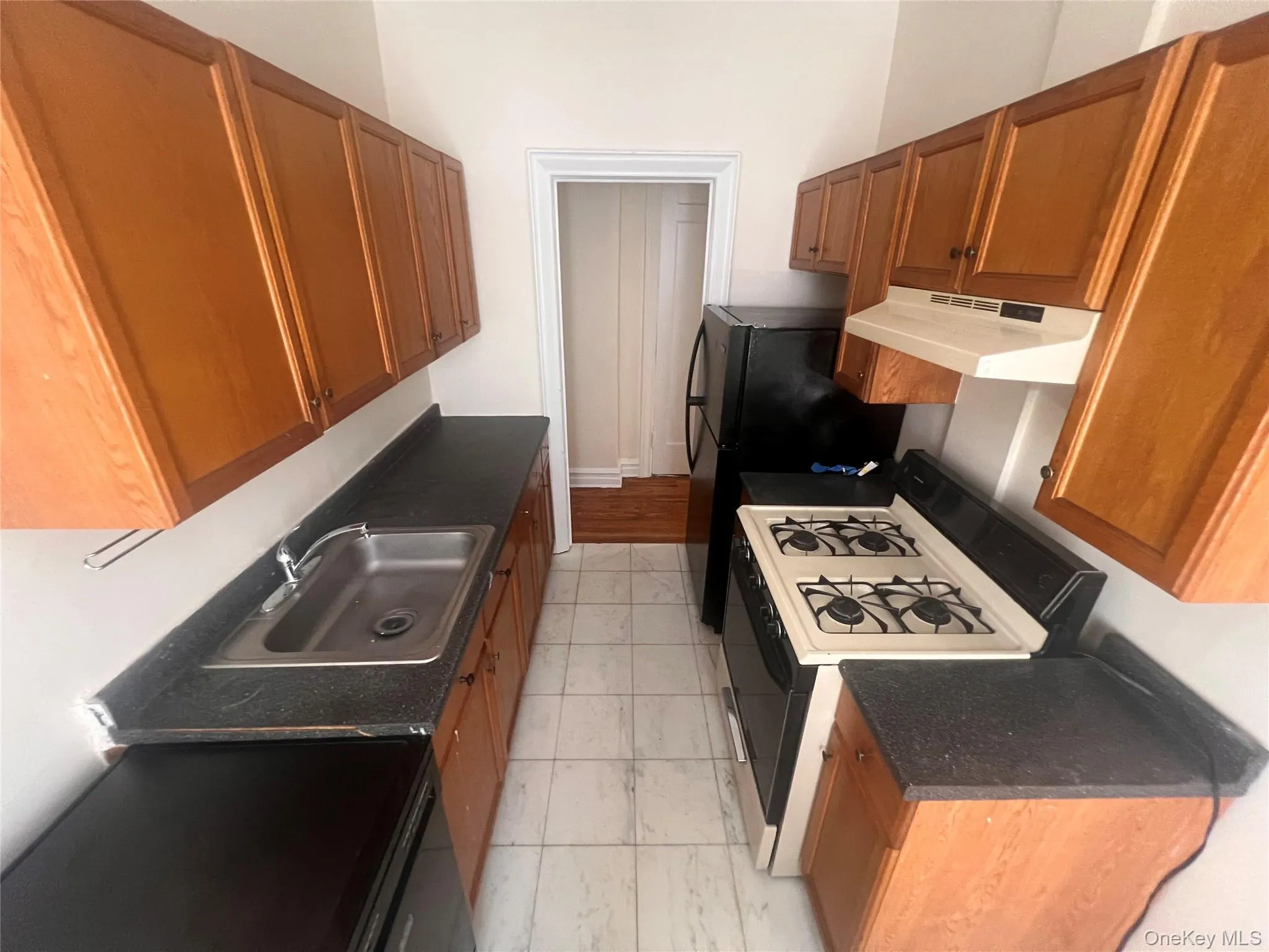 37-20 81 Street, New York, NY, 1 Bedroom Bedrooms, 3 Rooms Rooms,1 BathroomBathrooms,Residential,For Rent,81,0,1018488 37-20 81 Street, New York, NY, 1 Bedroom Bedrooms, 3 Rooms Rooms,1 BathroomBathrooms,Residential,For Rent,81,0,1018488
