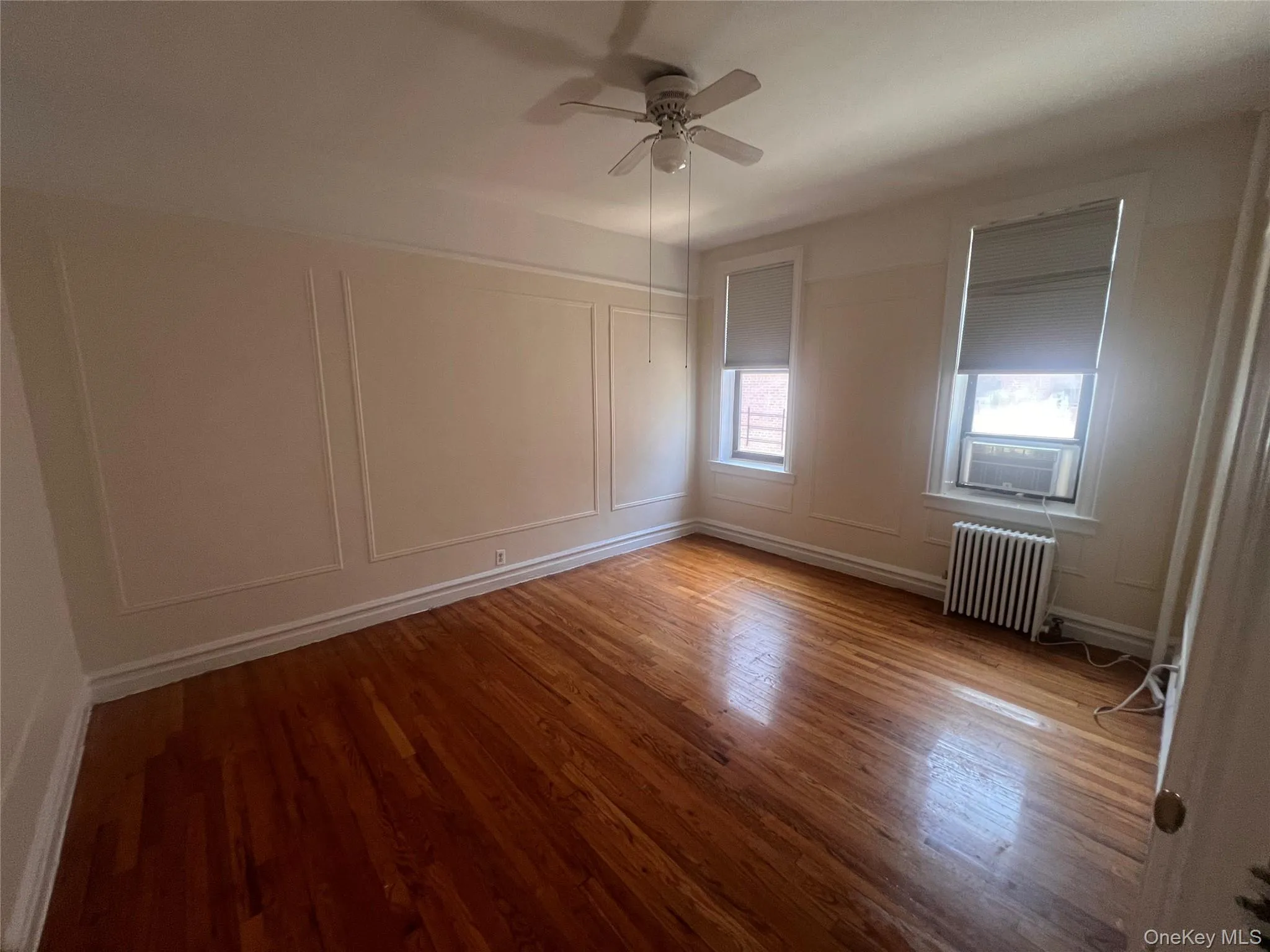 37-20 81 Street, New York, NY, 1 Bedroom Bedrooms, 3 Rooms Rooms,1 BathroomBathrooms,Residential,For Rent,81,0,1018488 37-20 81 Street, New York, NY, 1 Bedroom Bedrooms, 3 Rooms Rooms,1 BathroomBathrooms,Residential,For Rent,81,0,1018488