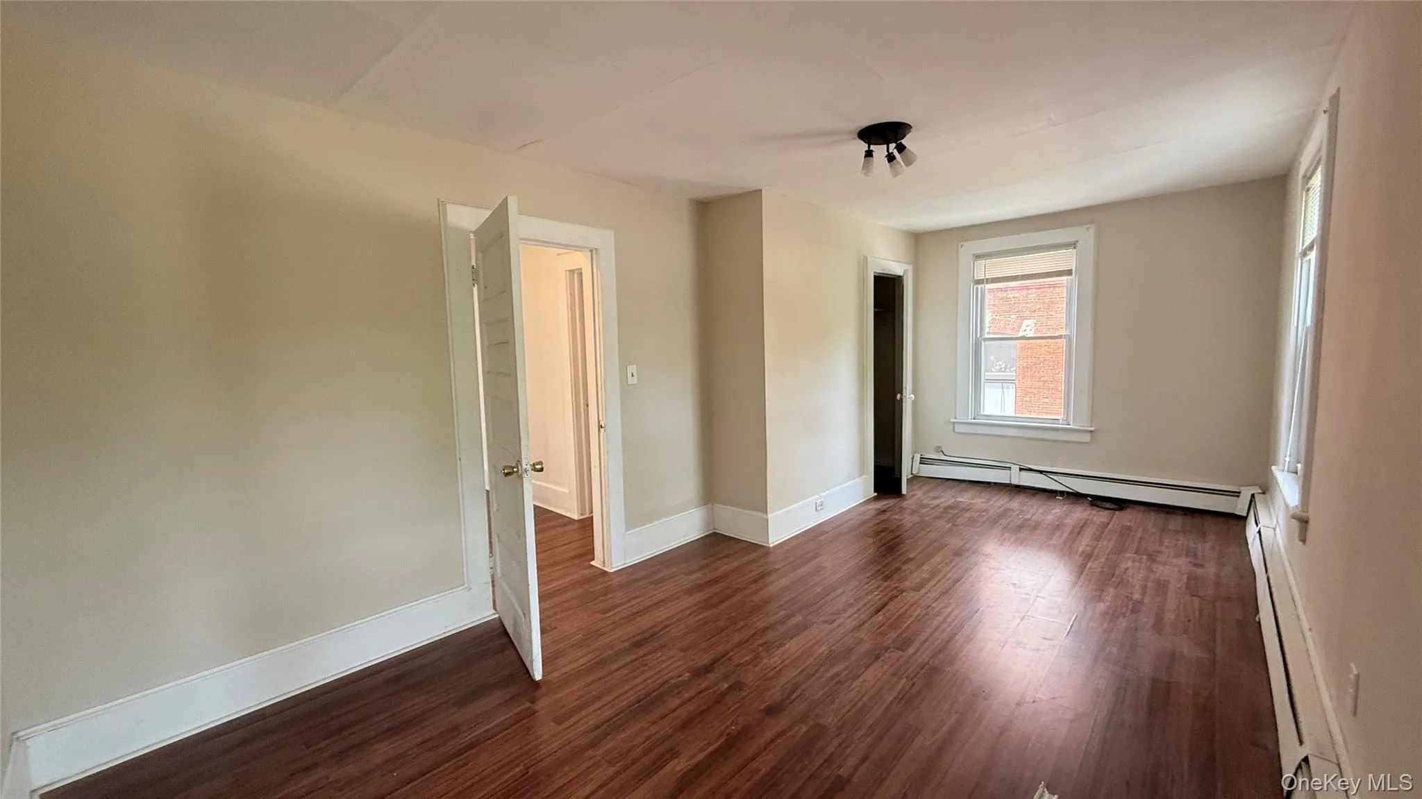 112 Murray Avenue, Goshen, NY, 3 Bedrooms Bedrooms, 6 Rooms Rooms,1 BathroomBathrooms,Residential Lease,For Rent,Murray,0,KEY1018491 112 Murray Avenue, Goshen, NY, 3 Bedrooms Bedrooms, 6 Rooms Rooms,1 BathroomBathrooms,Residential Lease,For Rent,Murray,0,KEY1018491