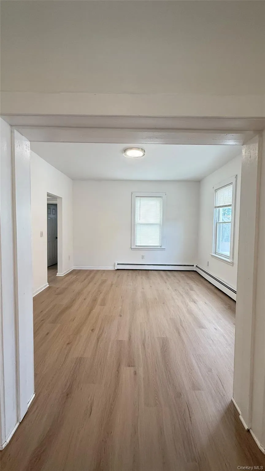 112 Murray Avenue, Goshen, NY, 3 Bedrooms Bedrooms, 6 Rooms Rooms,1 BathroomBathrooms,Residential Lease,For Rent,Murray,0,KEY1018491 112 Murray Avenue, Goshen, NY, 3 Bedrooms Bedrooms, 6 Rooms Rooms,1 BathroomBathrooms,Residential Lease,For Rent,Murray,0,KEY1018491