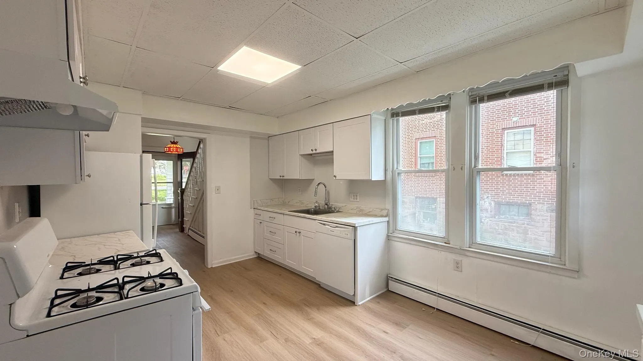 112 Murray Avenue, Goshen, NY, 3 Bedrooms Bedrooms, 6 Rooms Rooms,1 BathroomBathrooms,Residential Lease,For Rent,Murray,0,1018491 112 Murray Avenue, Goshen, NY, 3 Bedrooms Bedrooms, 6 Rooms Rooms,1 BathroomBathrooms,Residential Lease,For Rent,Murray,0,1018491