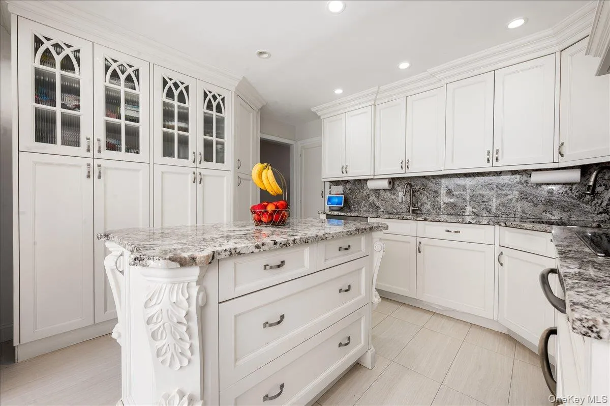 70 Longfellow Road, North Hempstead, NY, 5 Bedrooms Bedrooms, 9 Rooms Rooms,3 BathroomsBathrooms,Residential Lease,For Rent,Longfellow,0,1018492 70 Longfellow Road, North Hempstead, NY, 5 Bedrooms Bedrooms, 9 Rooms Rooms,3 BathroomsBathrooms,Residential Lease,For Rent,Longfellow,0,1018492