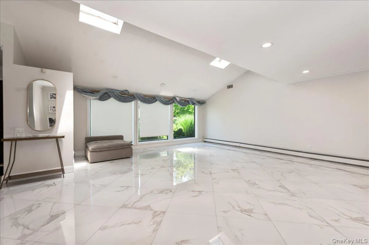 70 Longfellow Road, North Hempstead, NY, 5 Bedrooms Bedrooms, 9 Rooms Rooms,3 BathroomsBathrooms,Residential Lease,For Rent,Longfellow,0,1018492 70 Longfellow Road, North Hempstead, NY, 5 Bedrooms Bedrooms, 9 Rooms Rooms,3 BathroomsBathrooms,Residential Lease,For Rent,Longfellow,0,1018492