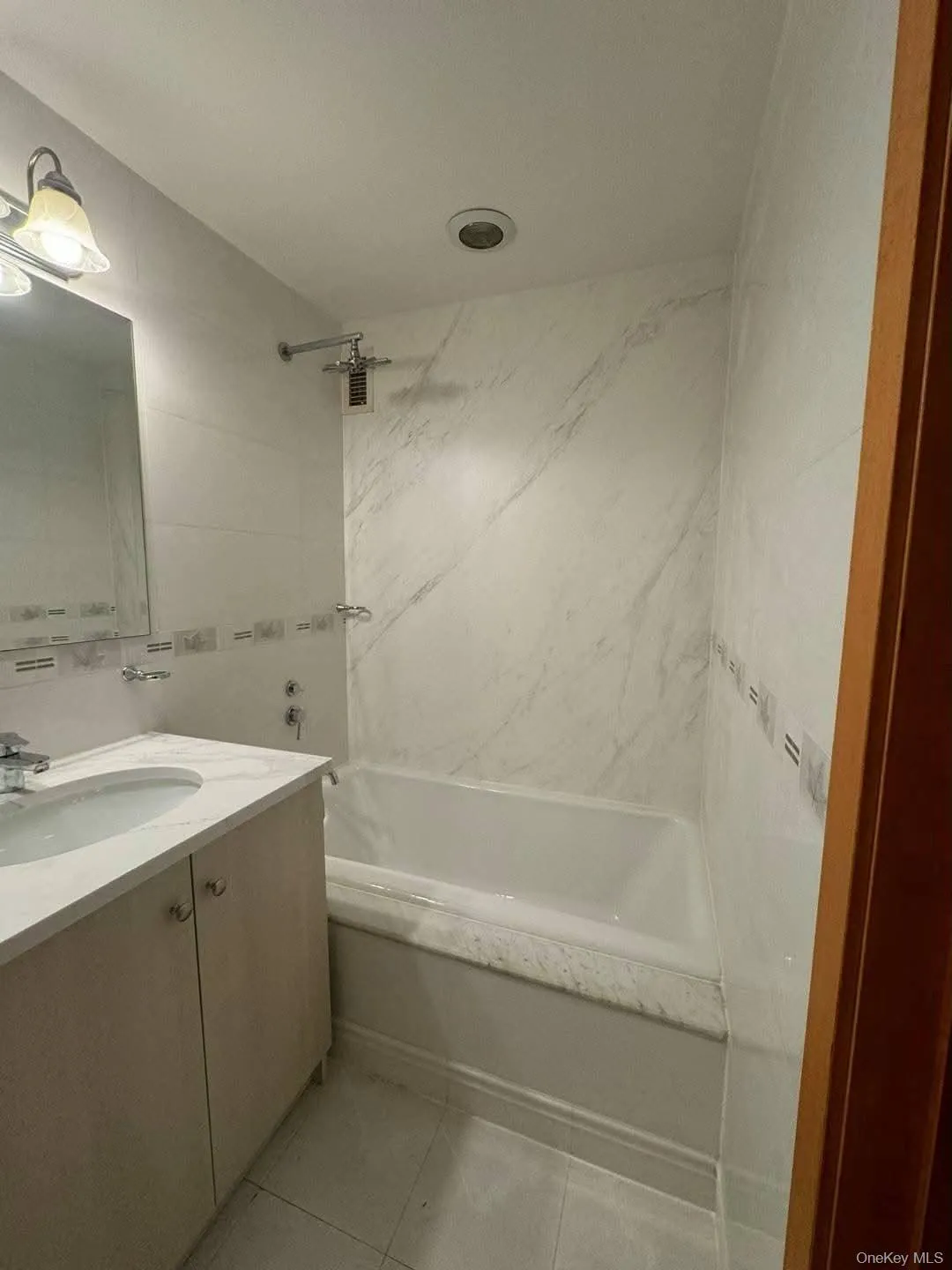 13338 Sanford Avenue, New York, NY, 1 Bedroom Bedrooms, 2 Rooms Rooms,1 BathroomBathrooms,Residential,For Rent,Sanford,0,KEY1018493 13338 Sanford Avenue, New York, NY, 1 Bedroom Bedrooms, 2 Rooms Rooms,1 BathroomBathrooms,Residential,For Rent,Sanford,0,KEY1018493