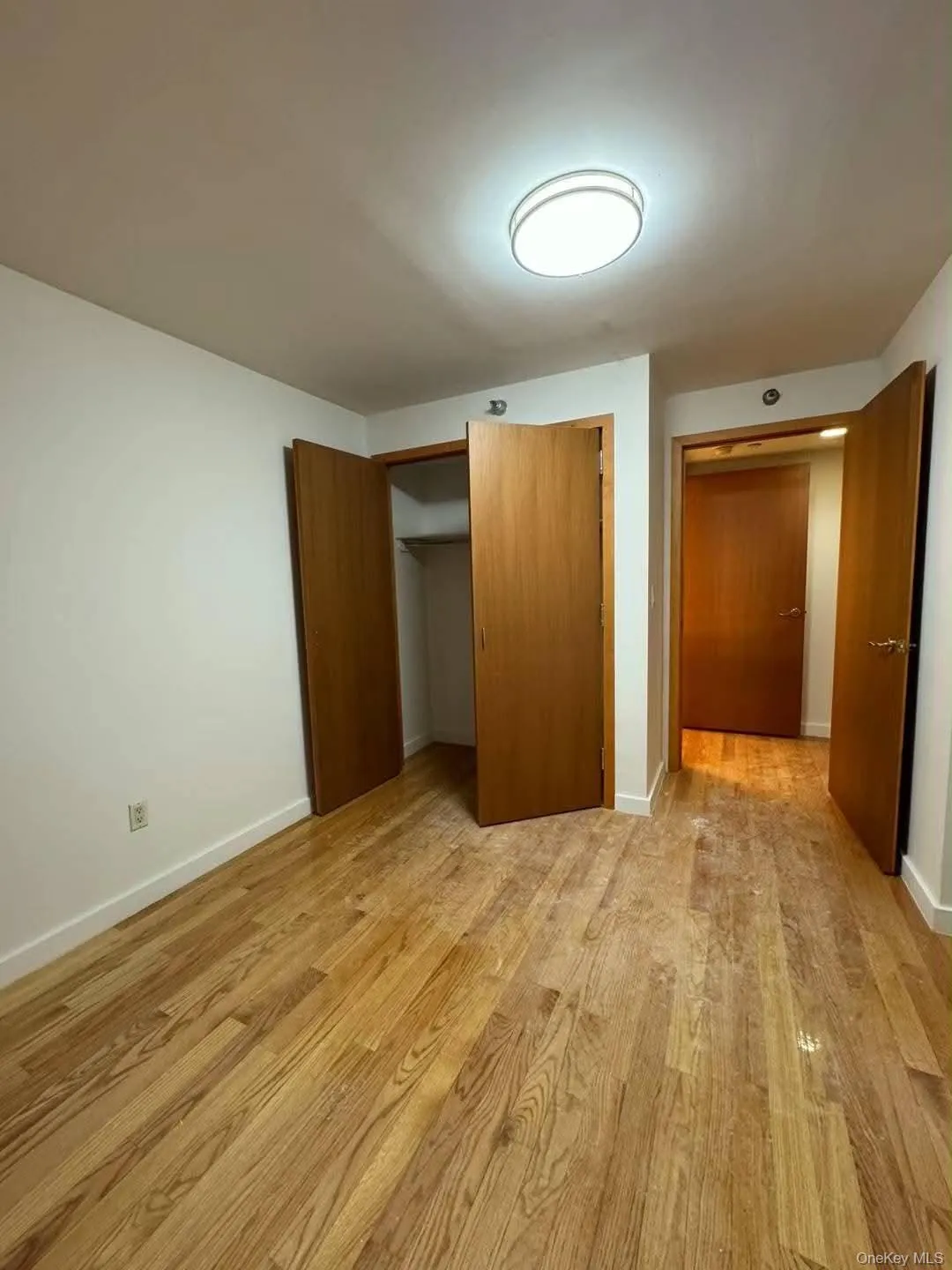 13338 Sanford Avenue, New York, NY, 1 Bedroom Bedrooms, 2 Rooms Rooms,1 BathroomBathrooms,Residential,For Rent,Sanford,0,KEY1018493 13338 Sanford Avenue, New York, NY, 1 Bedroom Bedrooms, 2 Rooms Rooms,1 BathroomBathrooms,Residential,For Rent,Sanford,0,KEY1018493