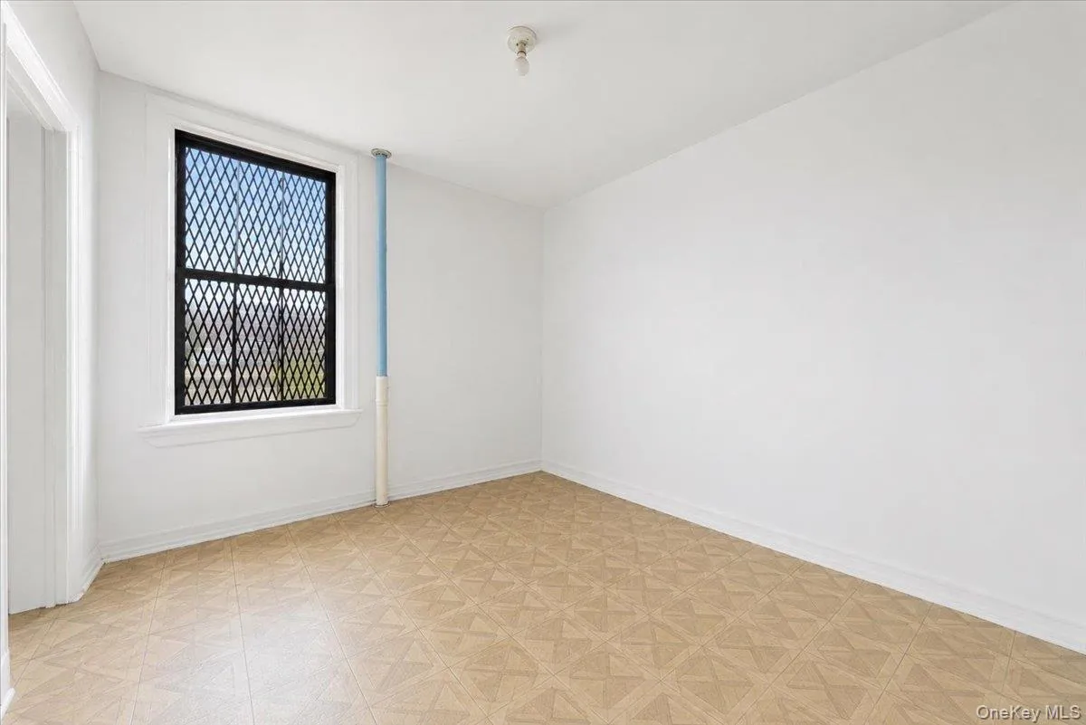 425 153 Street, New York, NY, 3 Bedrooms Bedrooms, 5 Rooms Rooms,1 BathroomBathrooms,Residential,For Rent,153,0,1018501 425 153 Street, New York, NY, 3 Bedrooms Bedrooms, 5 Rooms Rooms,1 BathroomBathrooms,Residential,For Rent,153,0,1018501