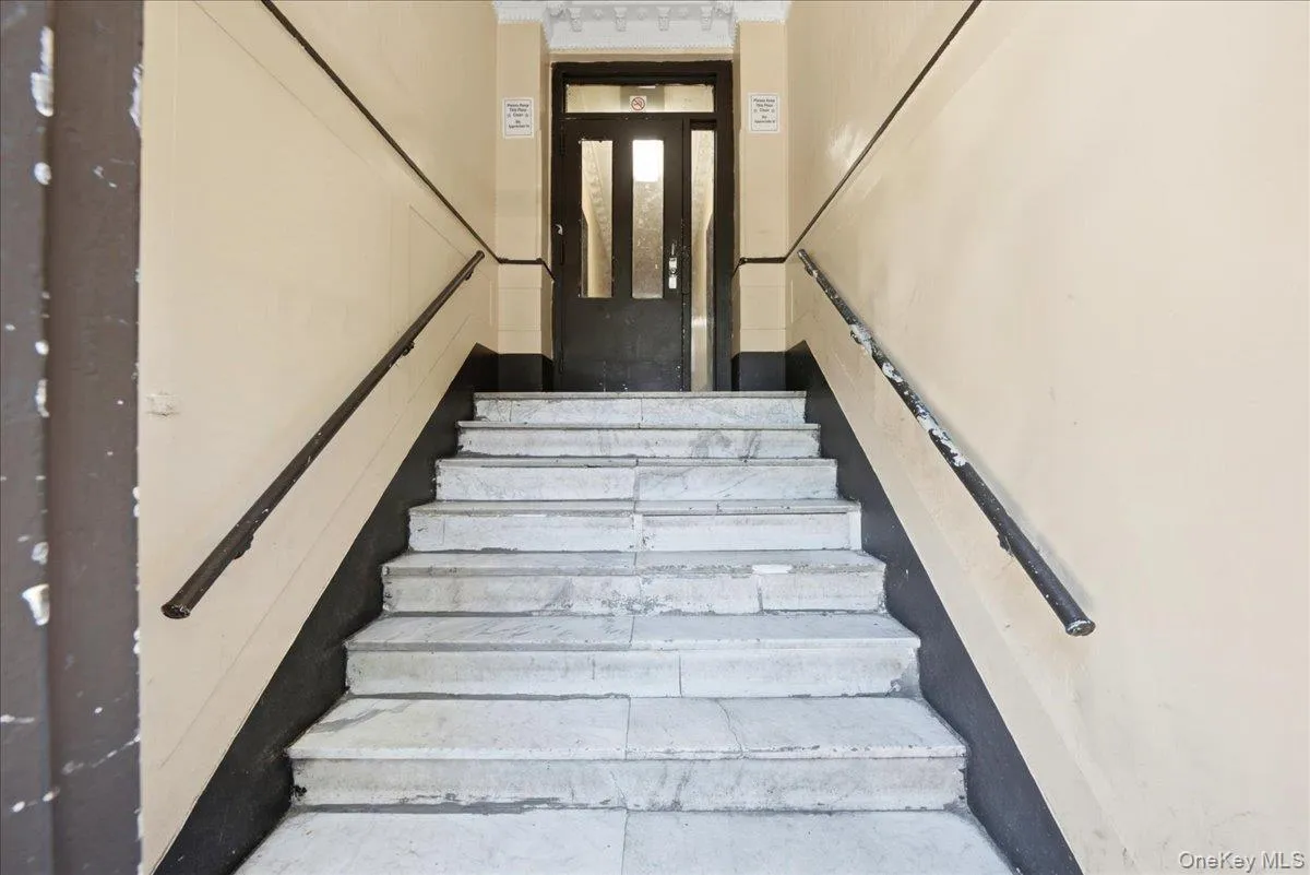 425 153 Street, New York, NY, 3 Bedrooms Bedrooms, 5 Rooms Rooms,1 BathroomBathrooms,Residential,For Rent,153,0,1018501 425 153 Street, New York, NY, 3 Bedrooms Bedrooms, 5 Rooms Rooms,1 BathroomBathrooms,Residential,For Rent,153,0,1018501