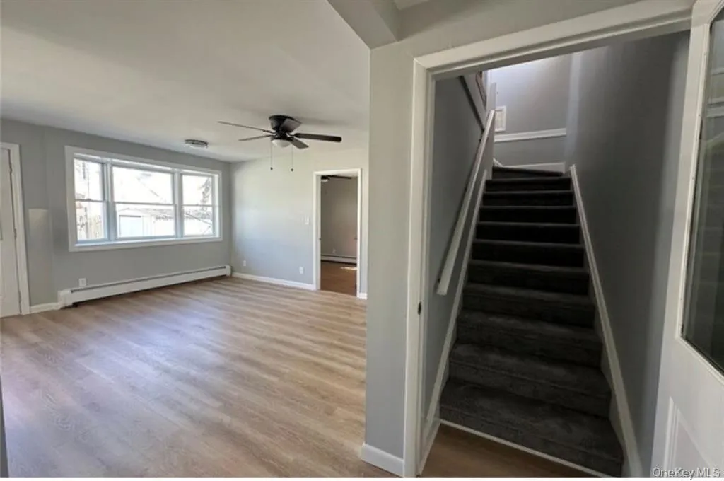 527 Market Street, Long Beach, NY, 3 Bedrooms Bedrooms, 5 Rooms Rooms,1 BathroomBathrooms,Residential Lease,For Rent,Market,0,KEY1018504 527 Market Street, Long Beach, NY, 3 Bedrooms Bedrooms, 5 Rooms Rooms,1 BathroomBathrooms,Residential Lease,For Rent,Market,0,KEY1018504