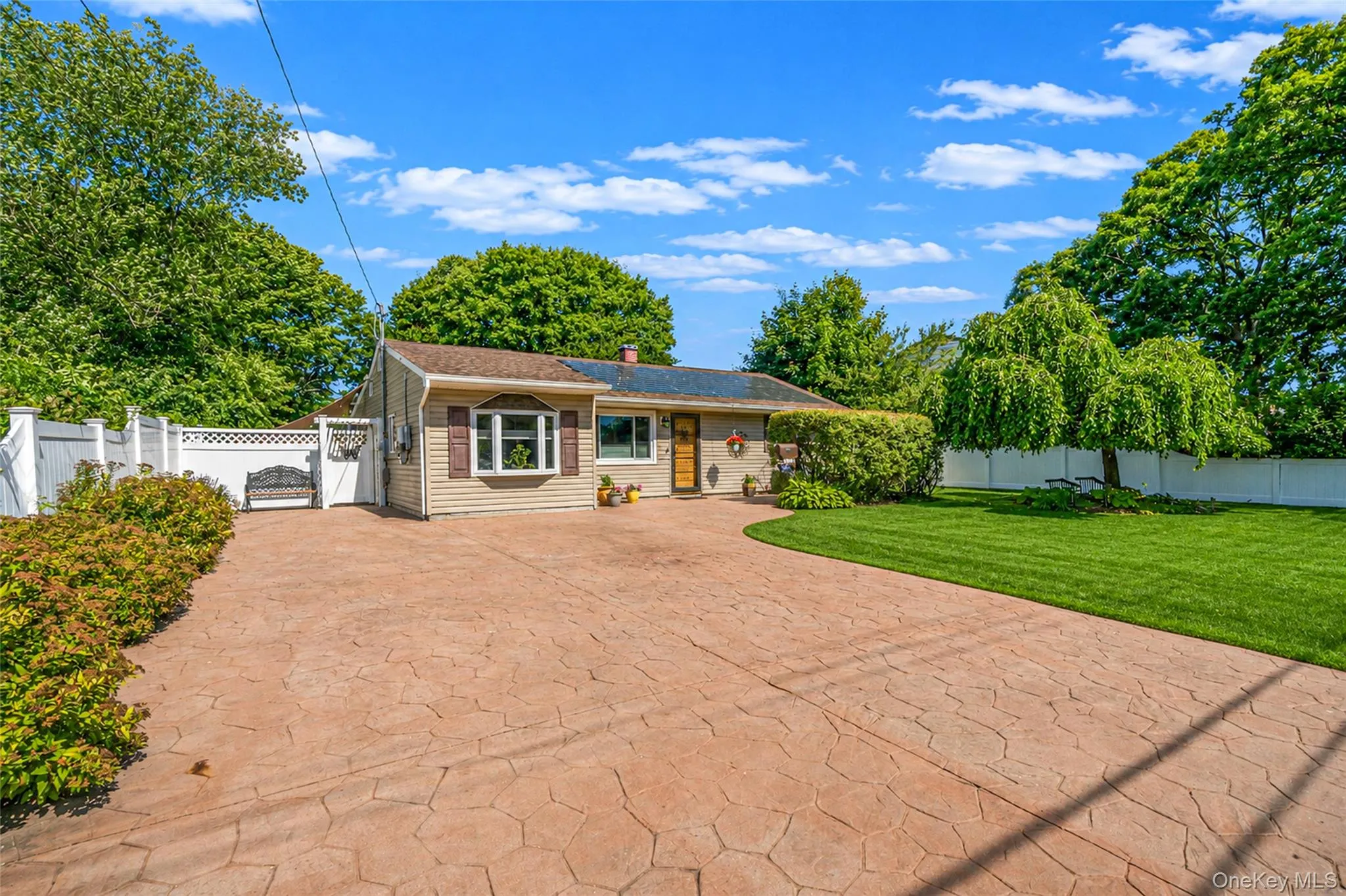 1053 Ocean Avenue, Islip, NY, 3 Bedrooms Bedrooms, 6 Rooms Rooms,2 BathroomsBathrooms,Residential,For Rent,Ocean,0,1018505 1053 Ocean Avenue, Islip, NY, 3 Bedrooms Bedrooms, 6 Rooms Rooms,2 BathroomsBathrooms,Residential,For Rent,Ocean,0,1018505