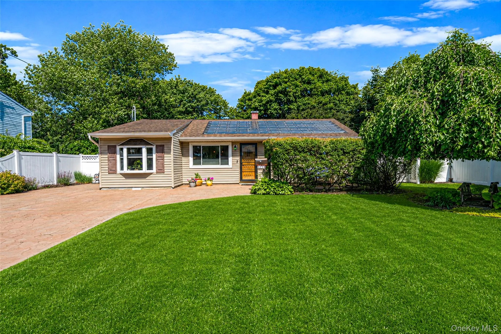 1053 Ocean Avenue, Islip, NY, 3 Bedrooms Bedrooms, 6 Rooms Rooms,2 BathroomsBathrooms,Residential,For Rent,Ocean,0,KEY1018505 1053 Ocean Avenue, Islip, NY, 3 Bedrooms Bedrooms, 6 Rooms Rooms,2 BathroomsBathrooms,Residential,For Rent,Ocean,0,KEY1018505