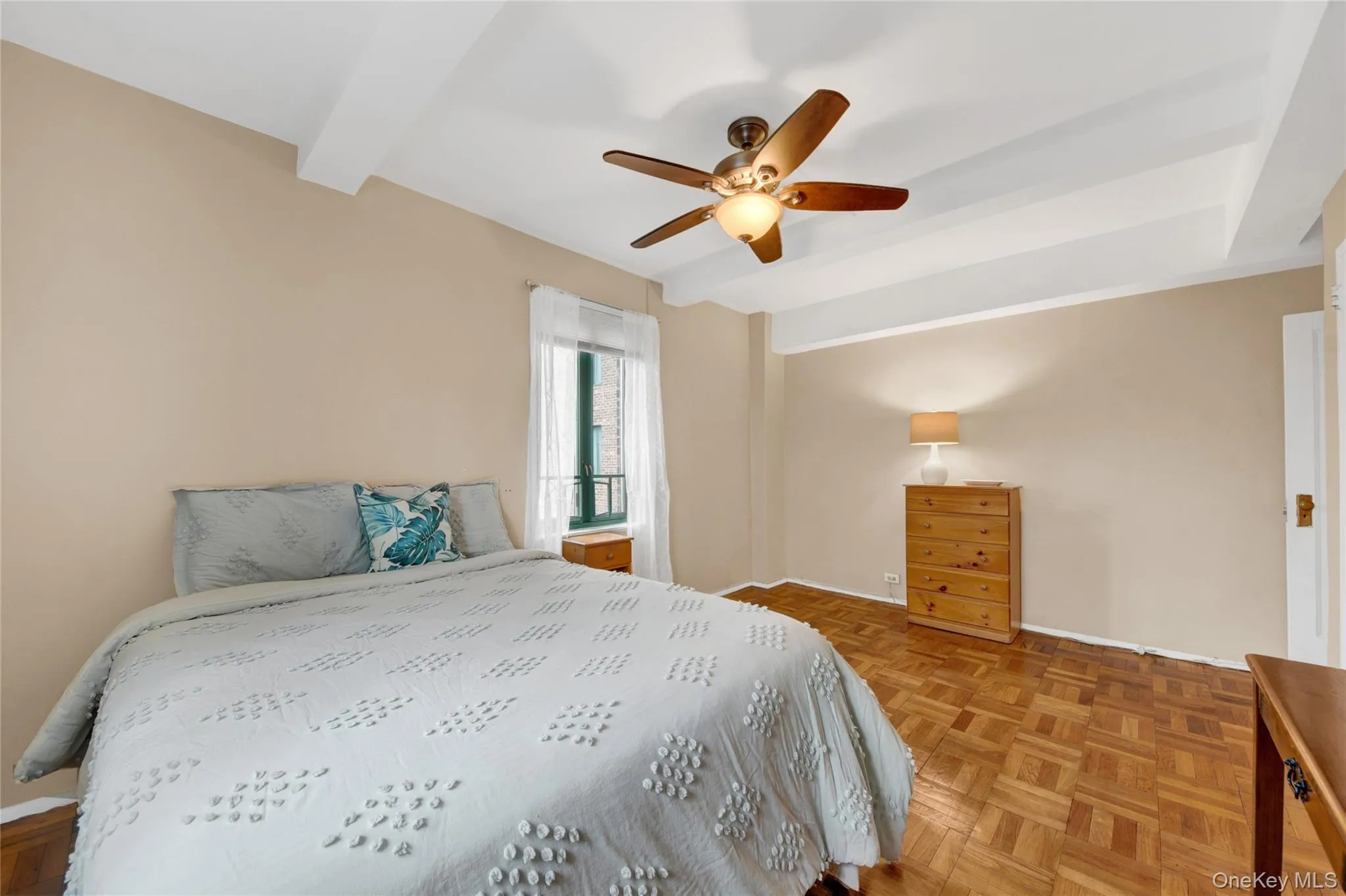14 Metropolitan Oval, New York, NY, 2 Bedrooms Bedrooms, 4 Rooms Rooms,1 BathroomBathrooms,Residential,For Rent,Metropolitan,0,KEY1018512 14 Metropolitan Oval, New York, NY, 2 Bedrooms Bedrooms, 4 Rooms Rooms,1 BathroomBathrooms,Residential,For Rent,Metropolitan,0,KEY1018512