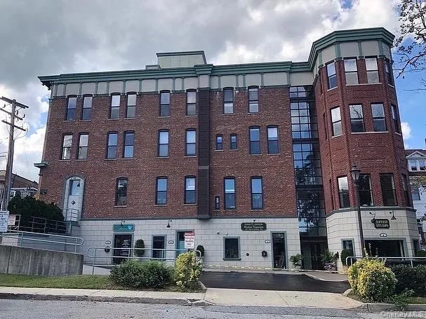 303 Main Street, North Hempstead, NY, 1 Bedroom Bedrooms, 2 Rooms Rooms,1 BathroomBathrooms,Residential Lease,For Rent,Main,0,KEY1018513 303 Main Street, North Hempstead, NY, 1 Bedroom Bedrooms, 2 Rooms Rooms,1 BathroomBathrooms,Residential Lease,For Rent,Main,0,KEY1018513