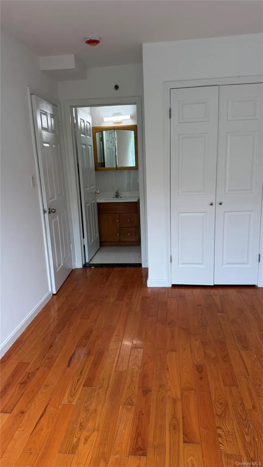 13930 34th Avenue, New York, NY, 2 Bedrooms Bedrooms, 5 Rooms Rooms,2 BathroomsBathrooms,Residential Lease,For Rent,34th,0,1018514 13930 34th Avenue, New York, NY, 2 Bedrooms Bedrooms, 5 Rooms Rooms,2 BathroomsBathrooms,Residential Lease,For Rent,34th,0,1018514