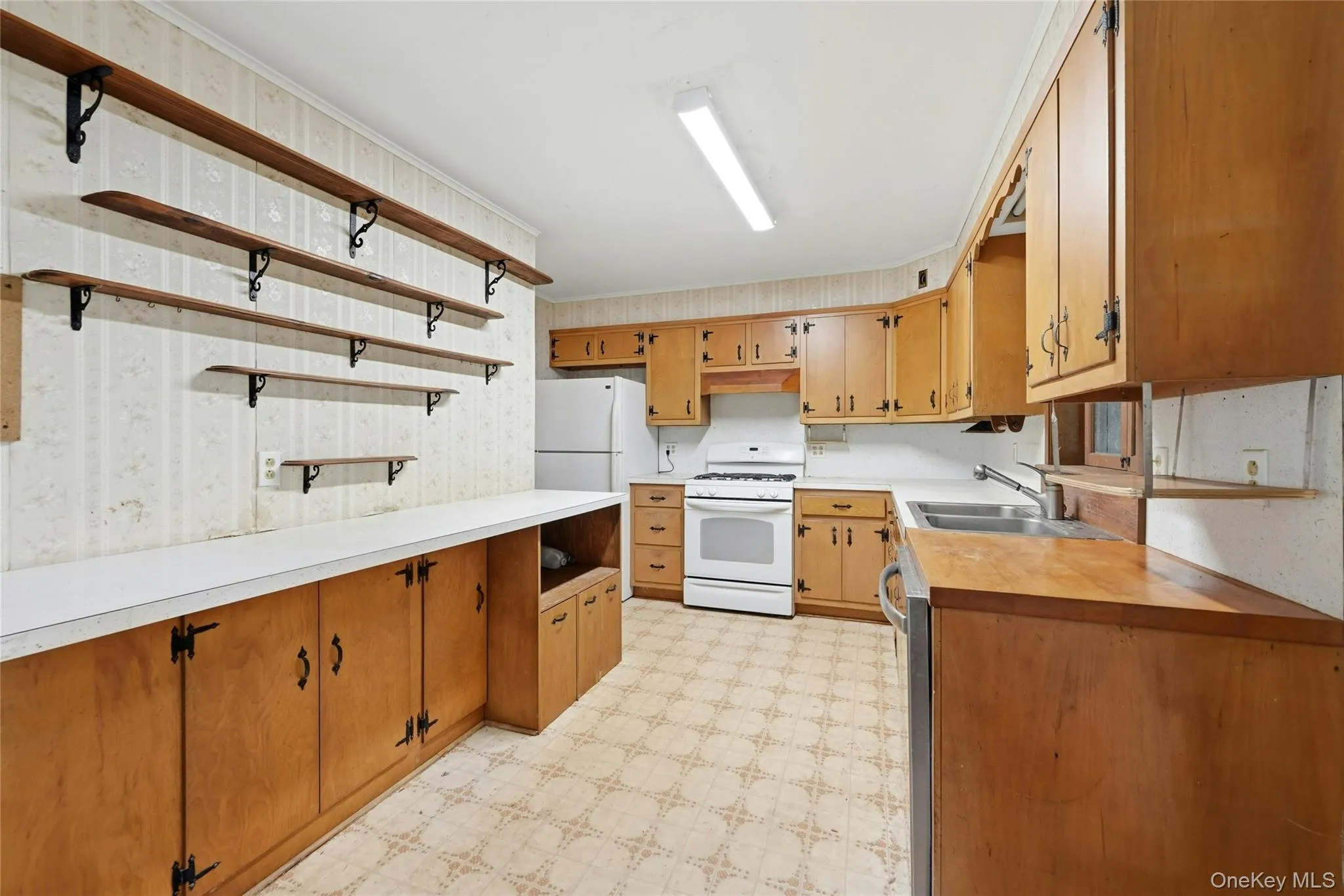 240 Meadow Lane, Southold, NY, 4 Bedrooms Bedrooms, 8 Rooms Rooms,1 BathroomBathrooms,Residential,For Rent,Meadow,0,1018515 240 Meadow Lane, Southold, NY, 4 Bedrooms Bedrooms, 8 Rooms Rooms,1 BathroomBathrooms,Residential,For Rent,Meadow,0,1018515