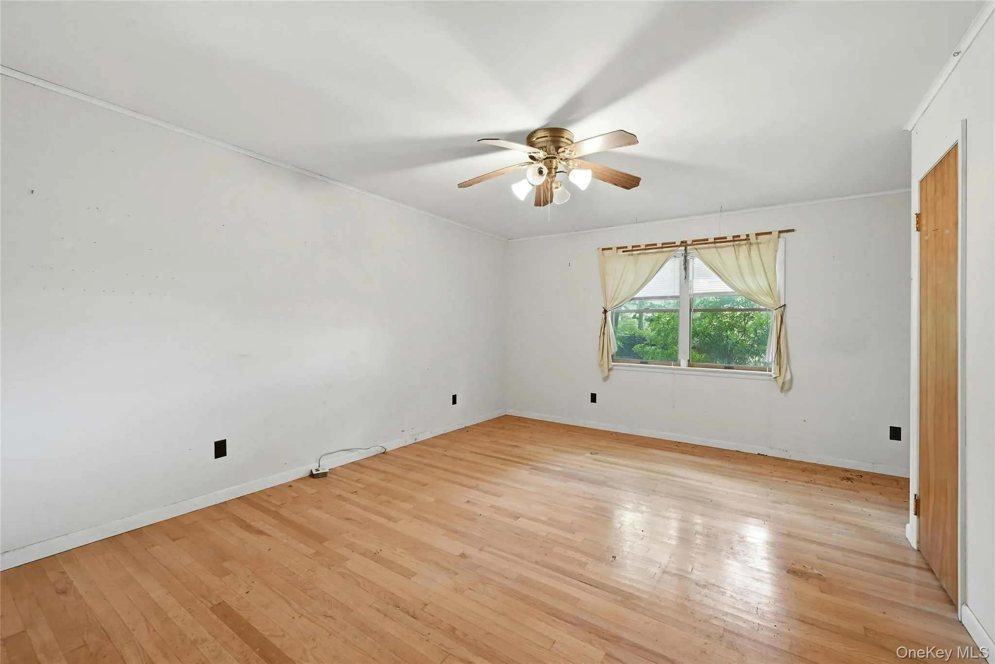 240 Meadow Lane, Southold, NY, 4 Bedrooms Bedrooms, 8 Rooms Rooms,1 BathroomBathrooms,Residential,For Rent,Meadow,0,1018515 240 Meadow Lane, Southold, NY, 4 Bedrooms Bedrooms, 8 Rooms Rooms,1 BathroomBathrooms,Residential,For Rent,Meadow,0,1018515