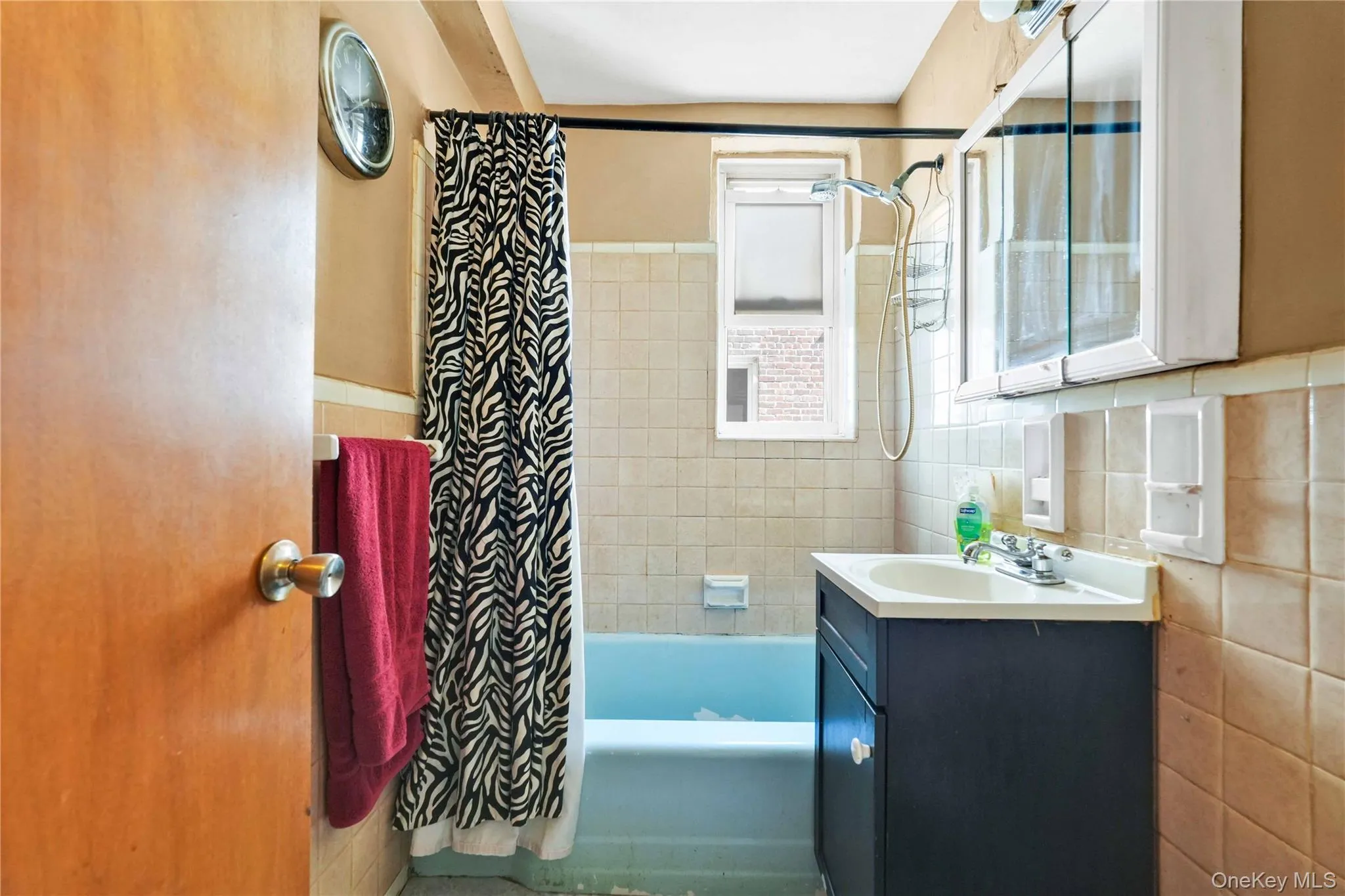 3203 Nostrand Avenue, New York, NY, 1 Bedroom Bedrooms, 3 Rooms Rooms,1 BathroomBathrooms,Residential,For Rent,Nostrand,0,1018516 3203 Nostrand Avenue, New York, NY, 1 Bedroom Bedrooms, 3 Rooms Rooms,1 BathroomBathrooms,Residential,For Rent,Nostrand,0,1018516