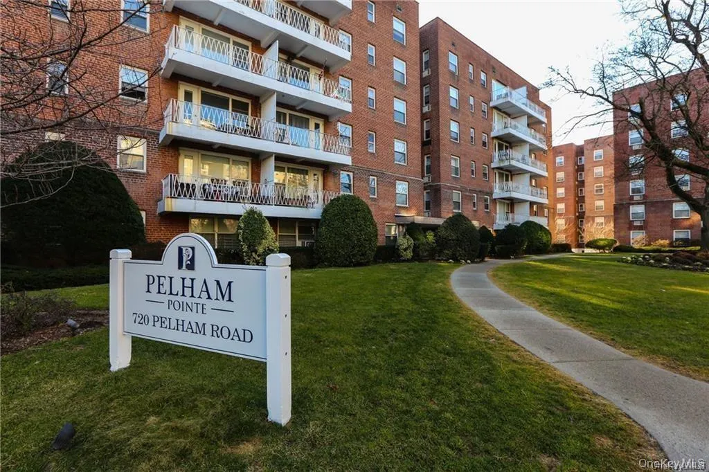 720 Pelham Road, New Rochelle, NY, 1 Bedroom Bedrooms, 4 Rooms Rooms,1 BathroomBathrooms,Residential Lease,For Rent,Pelham,0,KEY1018517 720 Pelham Road, New Rochelle, NY, 1 Bedroom Bedrooms, 4 Rooms Rooms,1 BathroomBathrooms,Residential Lease,For Rent,Pelham,0,KEY1018517