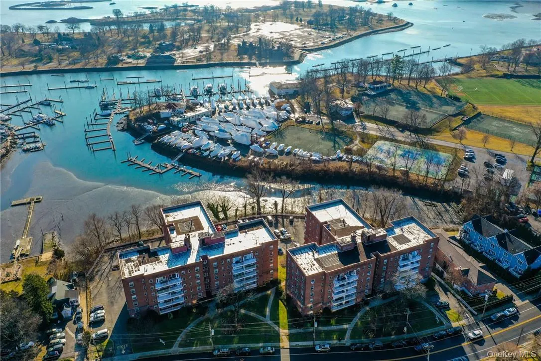 720 Pelham Road, New Rochelle, NY, 1 Bedroom Bedrooms, 4 Rooms Rooms,1 BathroomBathrooms,Residential Lease,For Rent,Pelham,0,KEY1018517 720 Pelham Road, New Rochelle, NY, 1 Bedroom Bedrooms, 4 Rooms Rooms,1 BathroomBathrooms,Residential Lease,For Rent,Pelham,0,KEY1018517