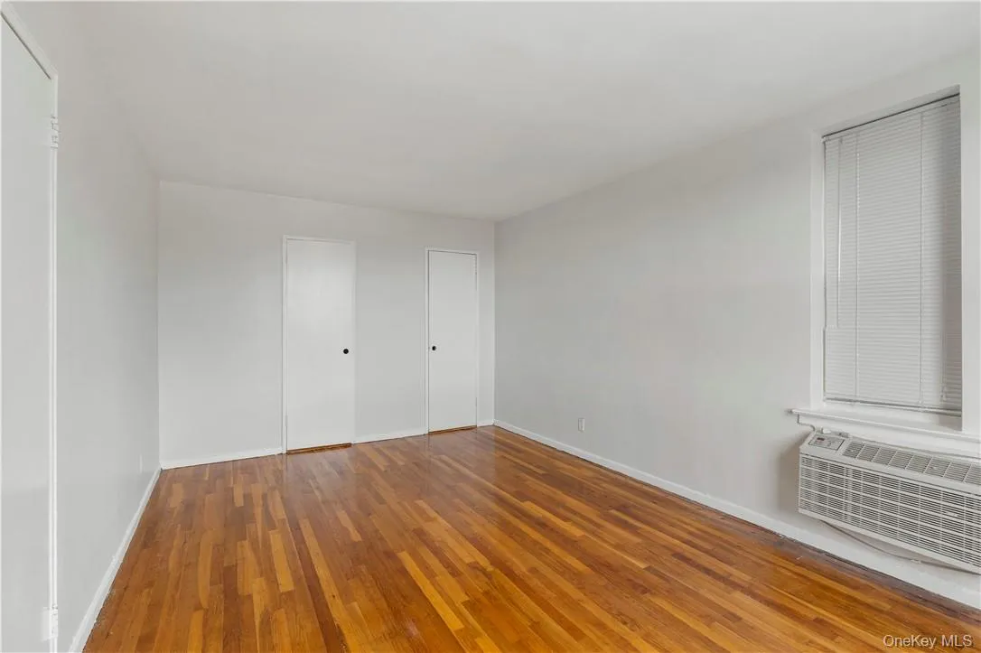 720 Pelham Road, New Rochelle, NY, 1 Bedroom Bedrooms, 4 Rooms Rooms,1 BathroomBathrooms,Residential Lease,For Rent,Pelham,0,KEY1018517 720 Pelham Road, New Rochelle, NY, 1 Bedroom Bedrooms, 4 Rooms Rooms,1 BathroomBathrooms,Residential Lease,For Rent,Pelham,0,KEY1018517