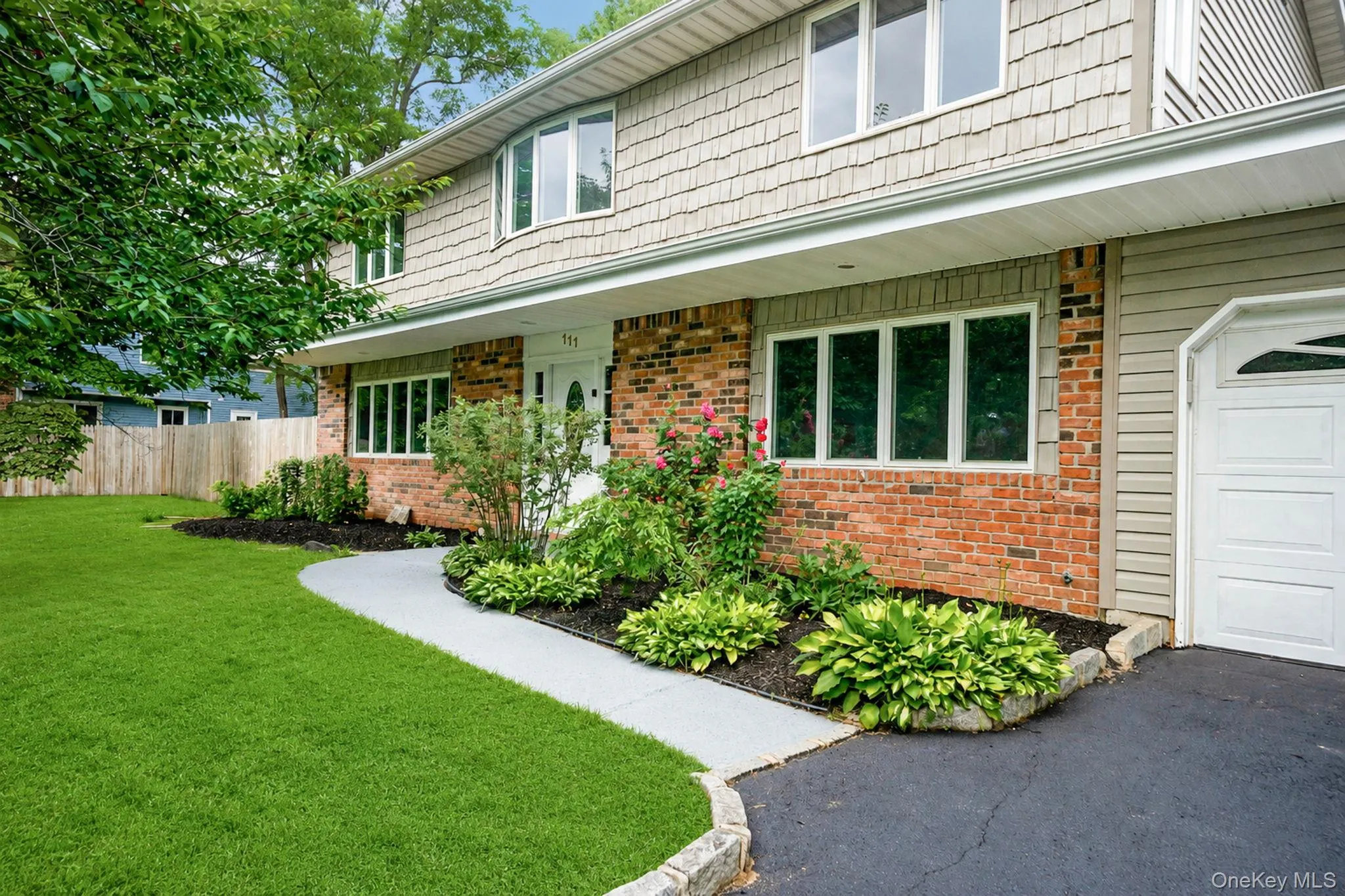111 Pine Street, Brookhaven, NY, 4 Bedrooms Bedrooms, 11 Rooms Rooms,3 BathroomsBathrooms,Residential,For Rent,Pine,0,1018523 111 Pine Street, Brookhaven, NY, 4 Bedrooms Bedrooms, 11 Rooms Rooms,3 BathroomsBathrooms,Residential,For Rent,Pine,0,1018523