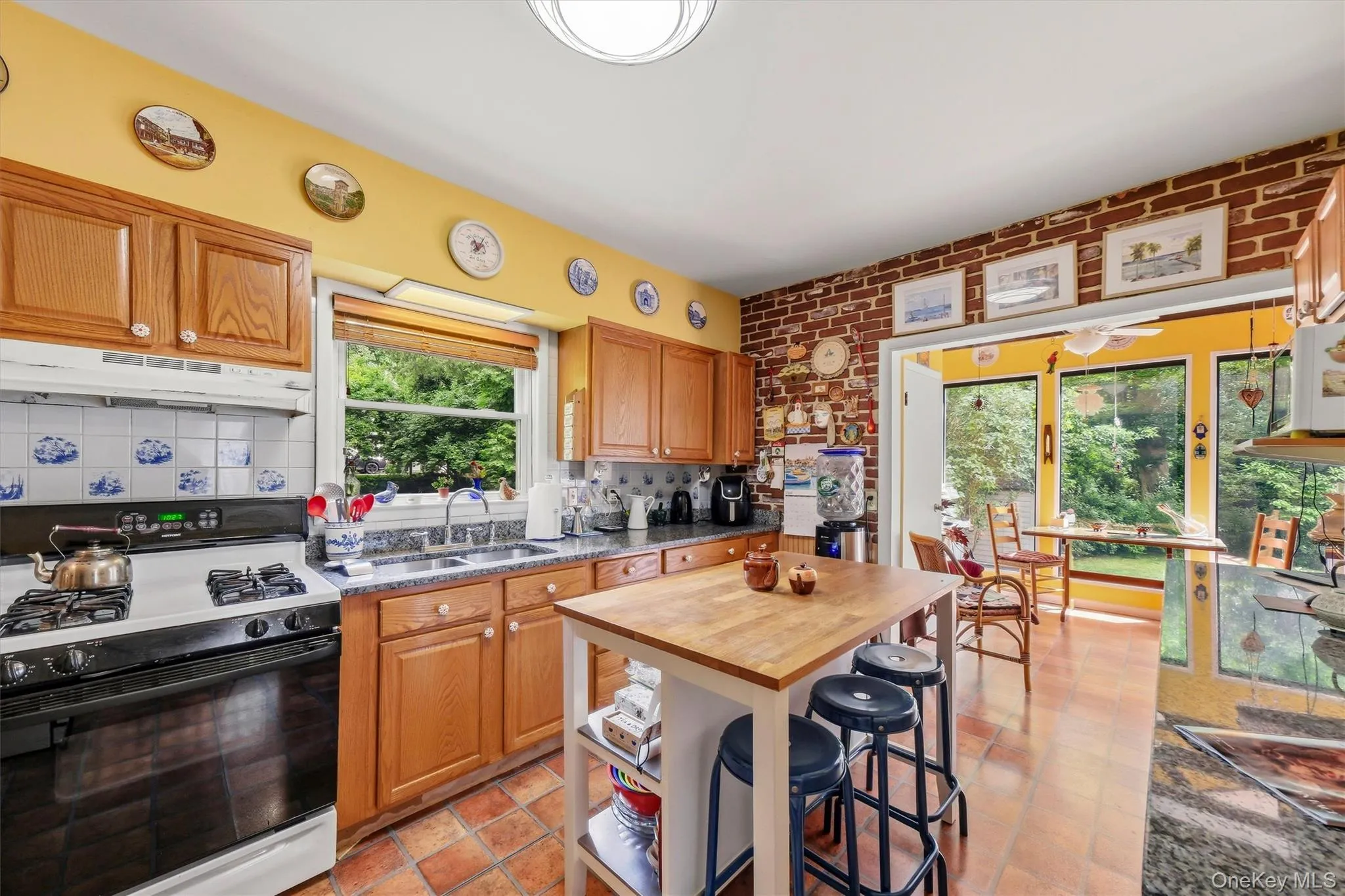 86 Balmville Road, Newburgh (town), NY, 4 Bedrooms Bedrooms, 10 Rooms Rooms,1 BathroomBathrooms,Residential,For Rent,Balmville,0,1018536 86 Balmville Road, Newburgh (town), NY, 4 Bedrooms Bedrooms, 10 Rooms Rooms,1 BathroomBathrooms,Residential,For Rent,Balmville,0,1018536