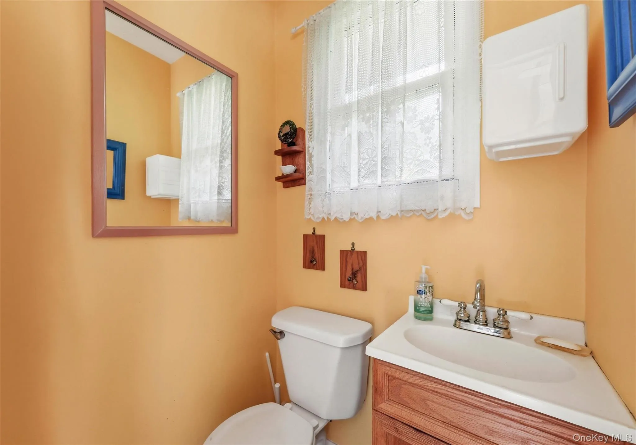 86 Balmville Road, Newburgh (town), NY, 4 Bedrooms Bedrooms, 10 Rooms Rooms,1 BathroomBathrooms,Residential,For Rent,Balmville,0,1018536 86 Balmville Road, Newburgh (town), NY, 4 Bedrooms Bedrooms, 10 Rooms Rooms,1 BathroomBathrooms,Residential,For Rent,Balmville,0,1018536